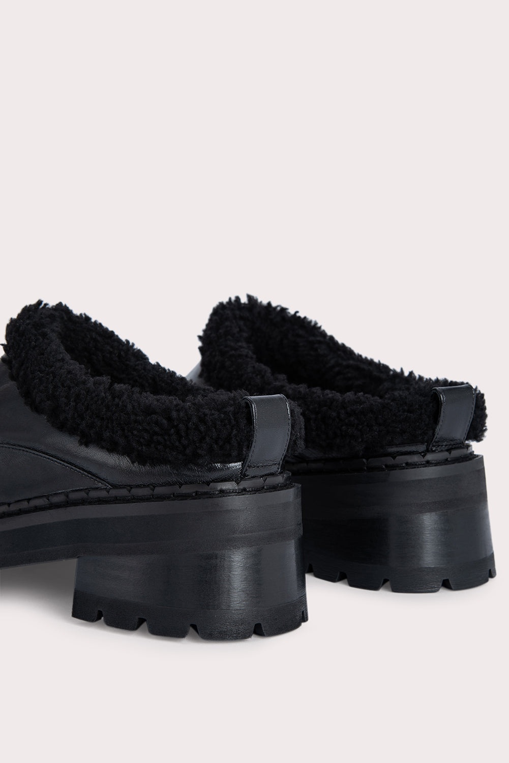 Reyna Black Shearling - 5