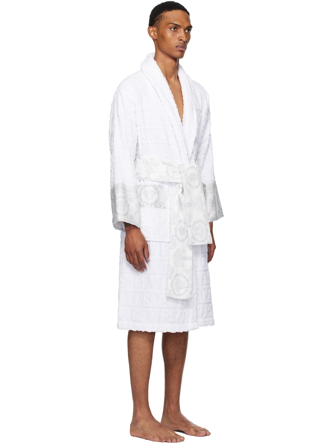 White 'I Heart Baroque' Bathrobe - 2