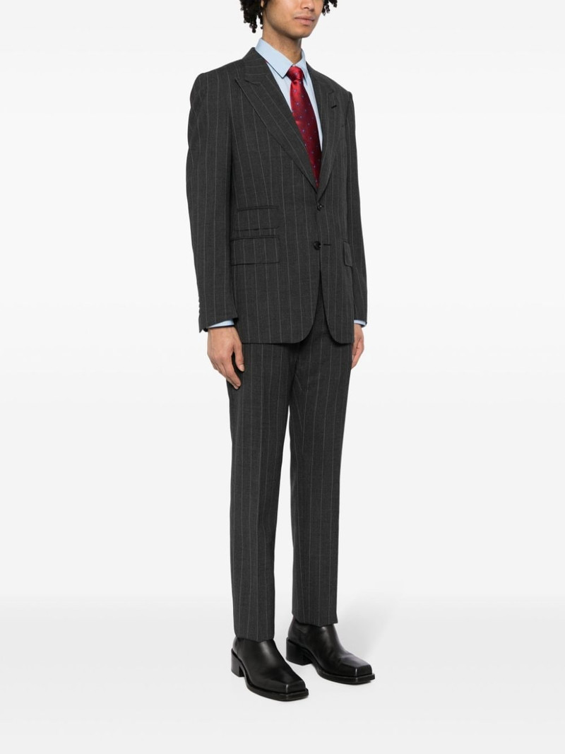 tailored single-breasted wool suit 3