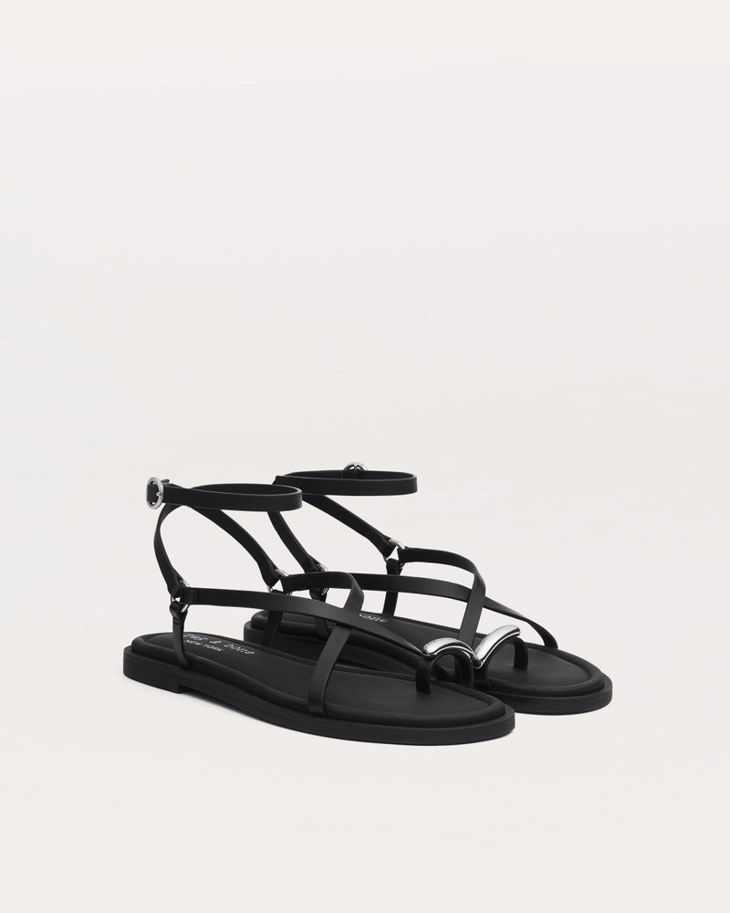 Geo Toe Ring Sandals
Leather 3