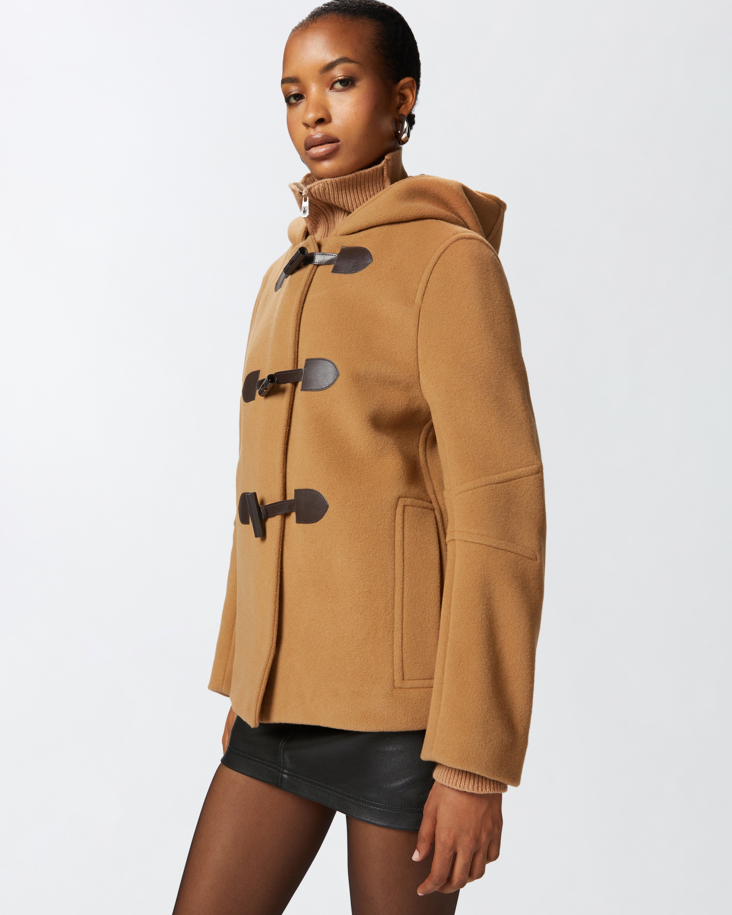 SHORT DUFFLE COAT WITH TOGGLES - 2