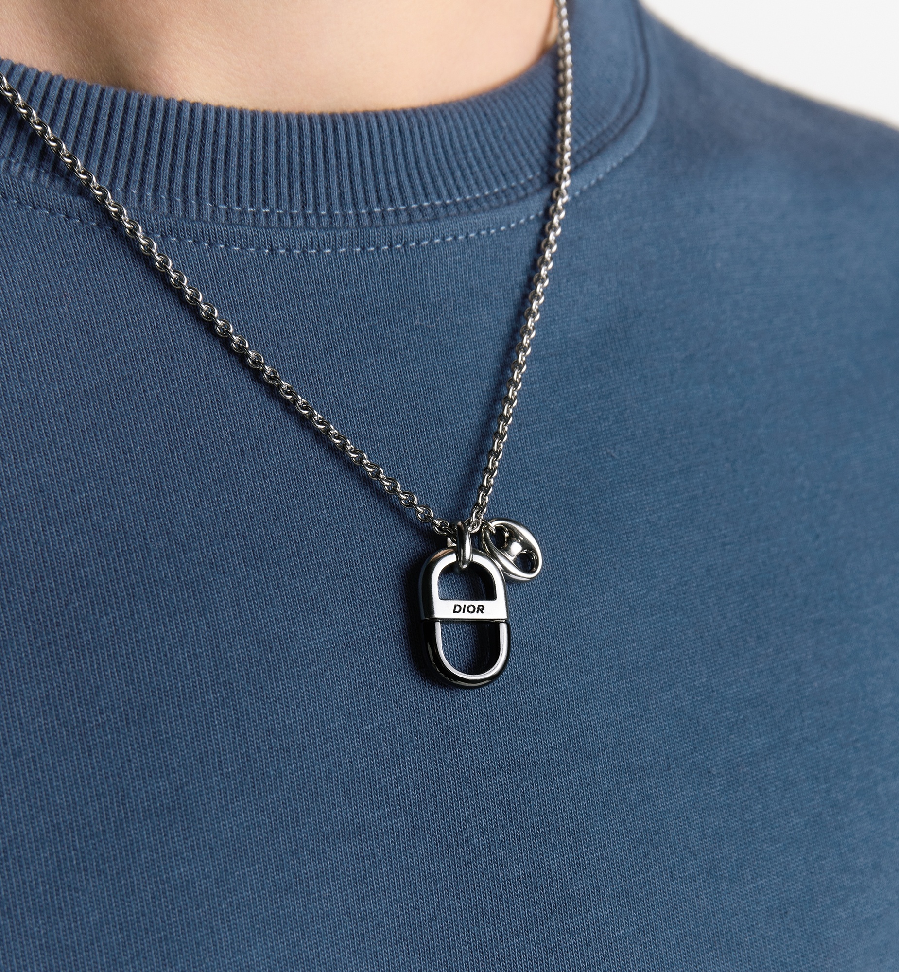 Dior 8 Pendant Necklace - 3