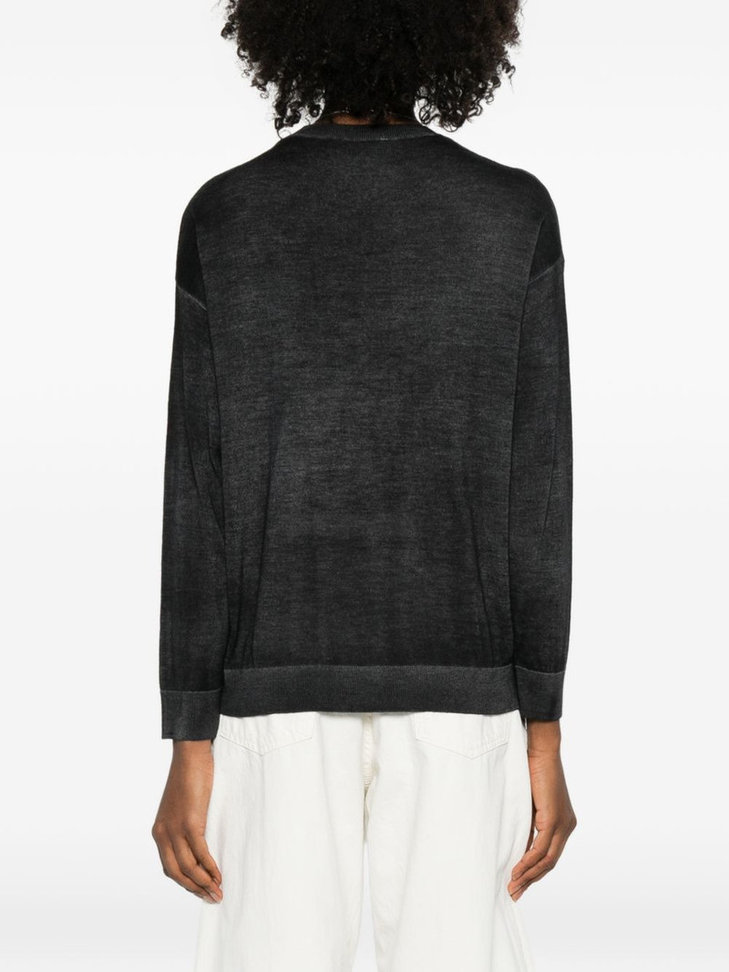 crew-neck top 4