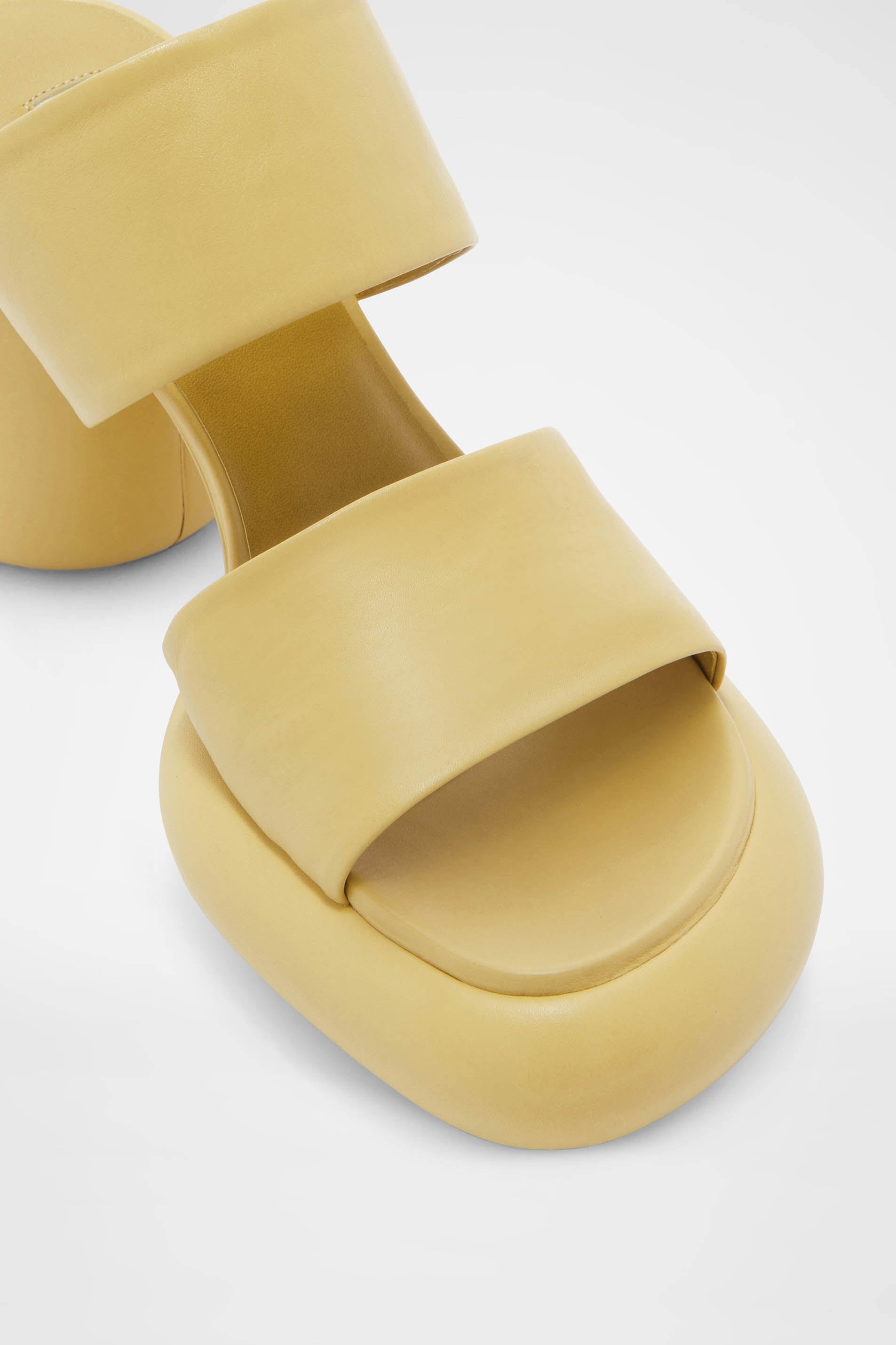 High Sandals - 6