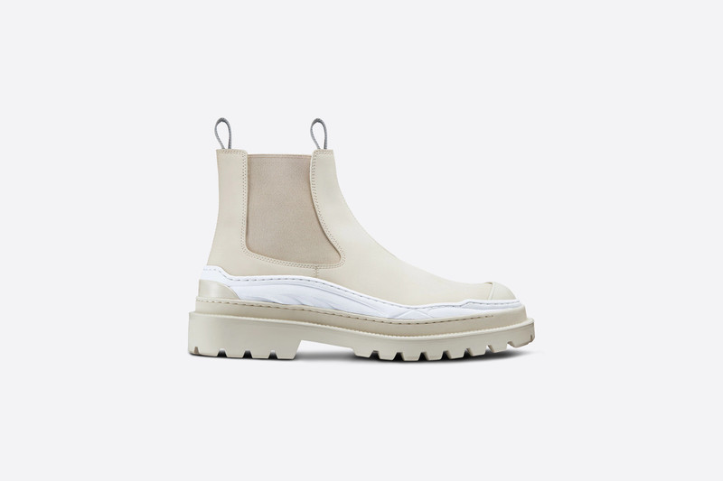DIOR AND SACAI Chelsea Boot 1