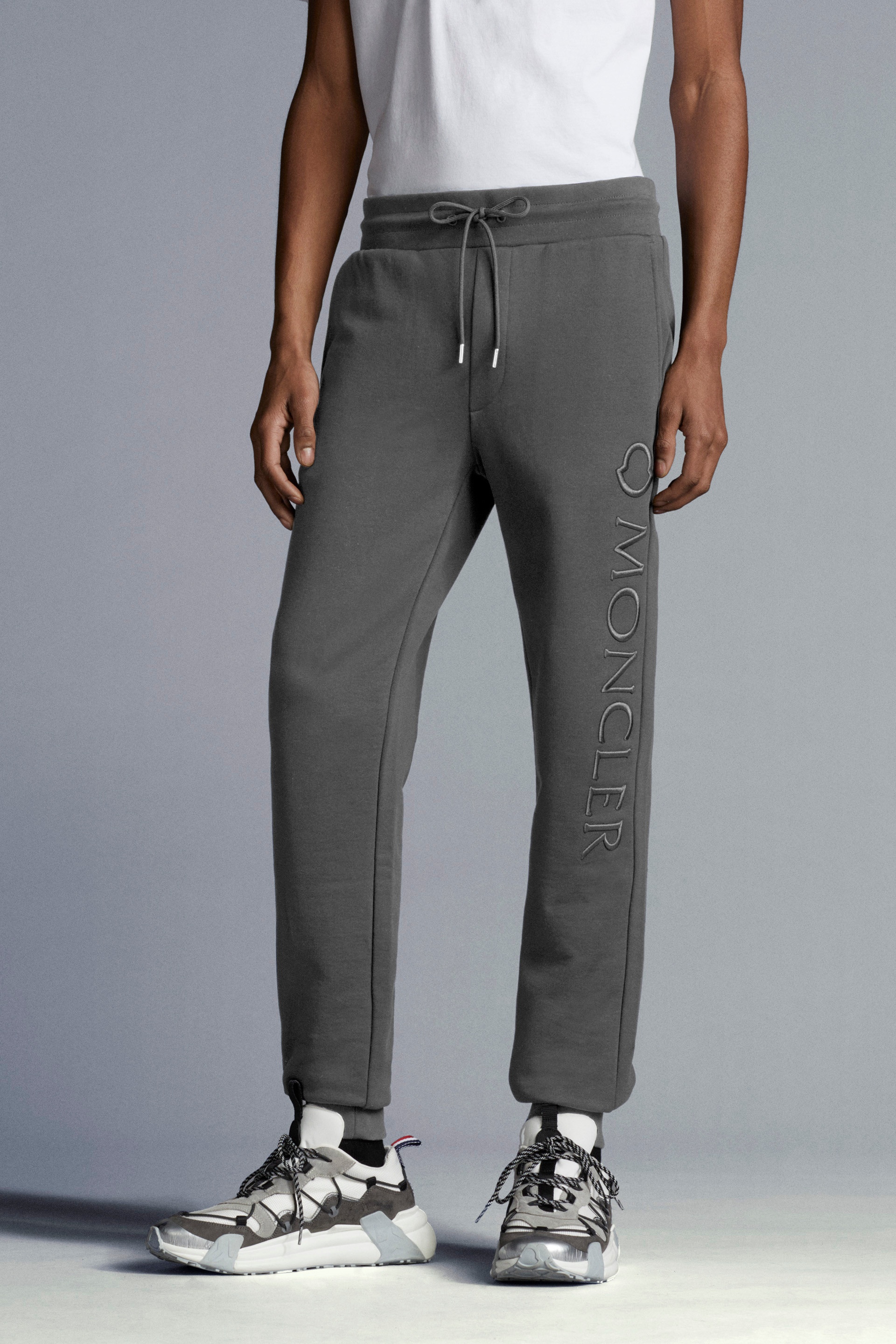 Logo Embroidered Sweatpants - 3