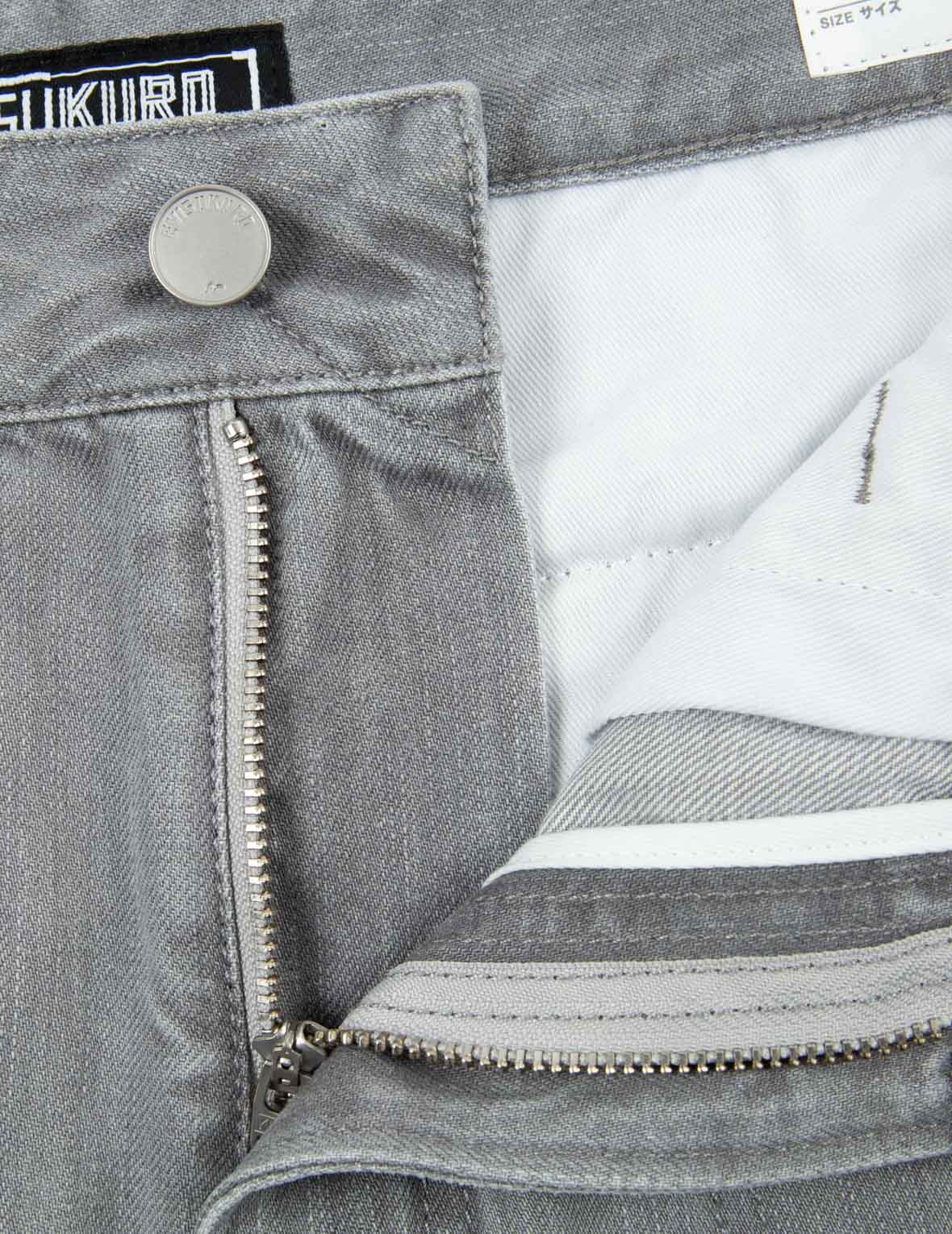 Brushstroke Effect Washed Denim Shorts - 11