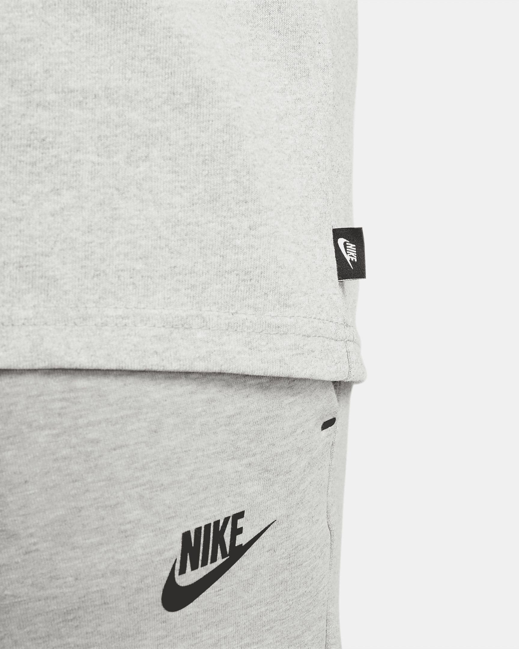 Nike Sportswear Premium Essentials Men's T-Shirt - 8