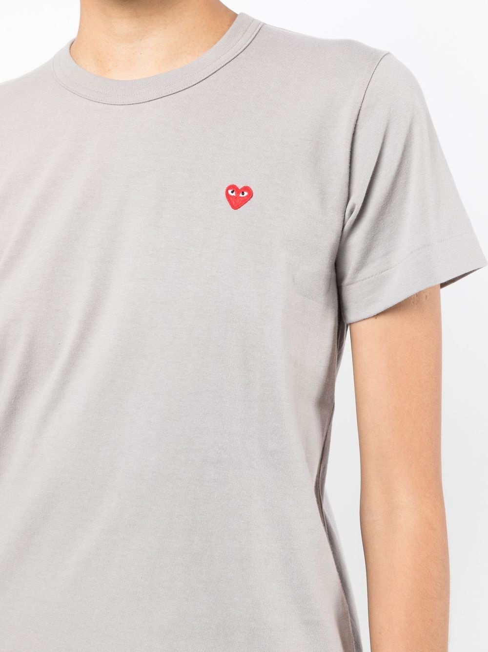 short-sleeve heart-patch T-shirt - 5