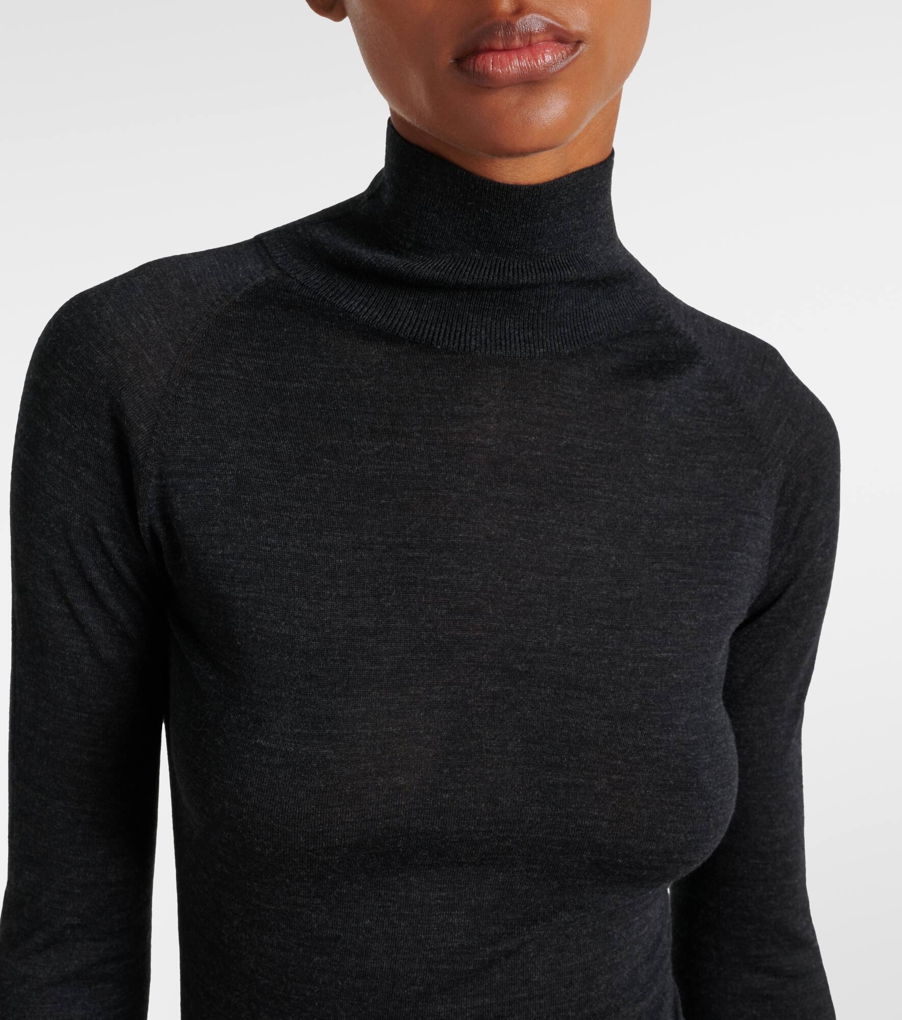 Draped wool turtleneck dress - 4