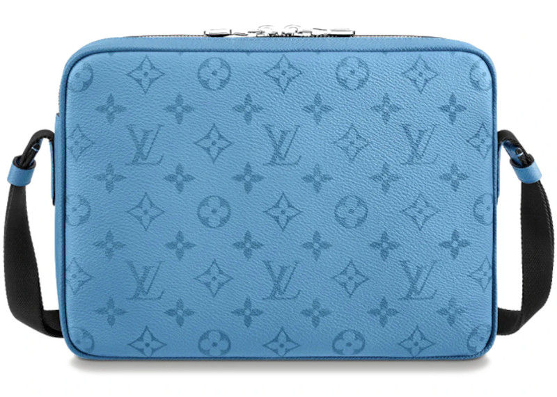 Louis Vuitton Louis Vuitton Outdoor Messenger Denim outlook