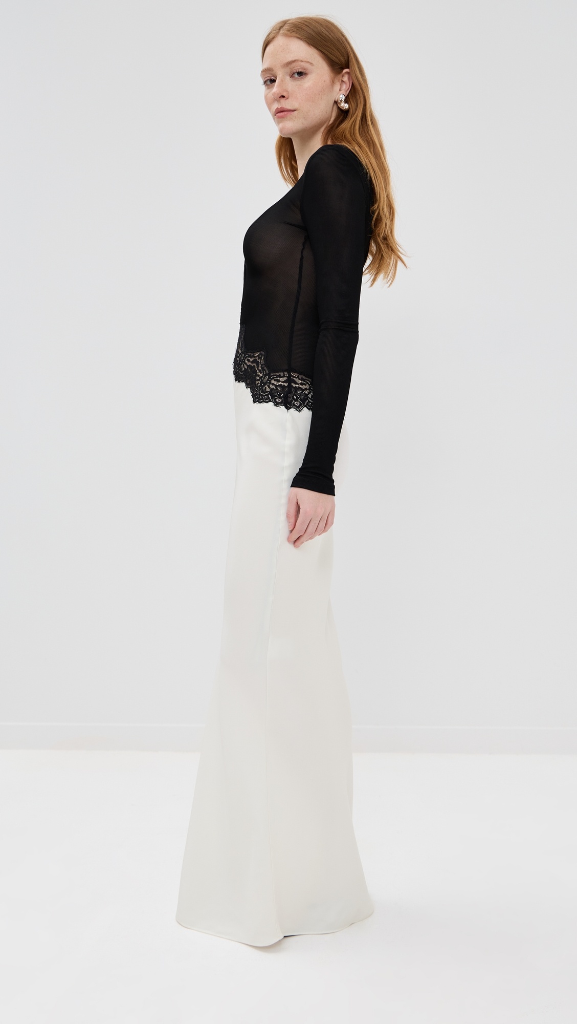 Open Twist Verner Lace Dress - 3