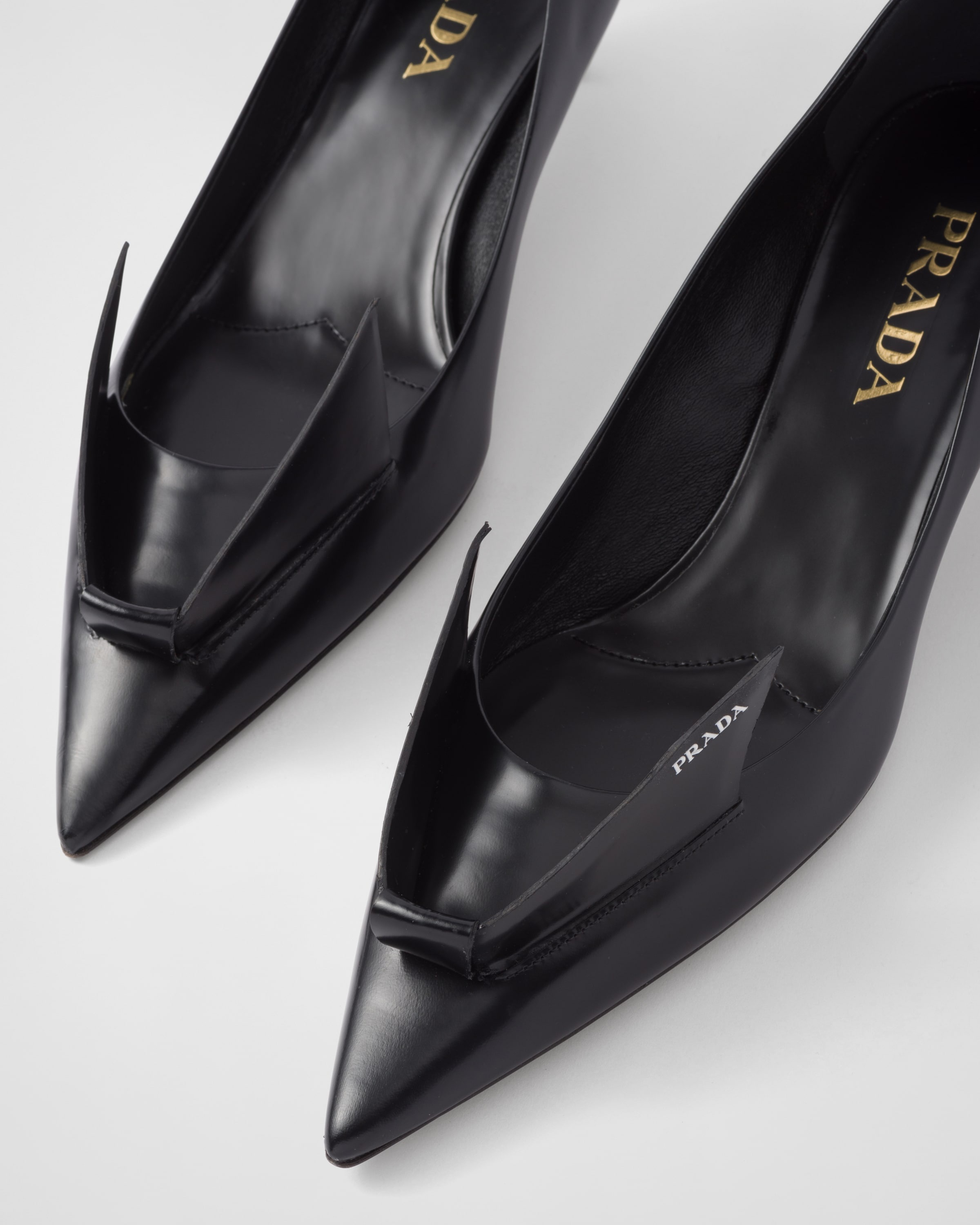 Brushed leather pumps - 6