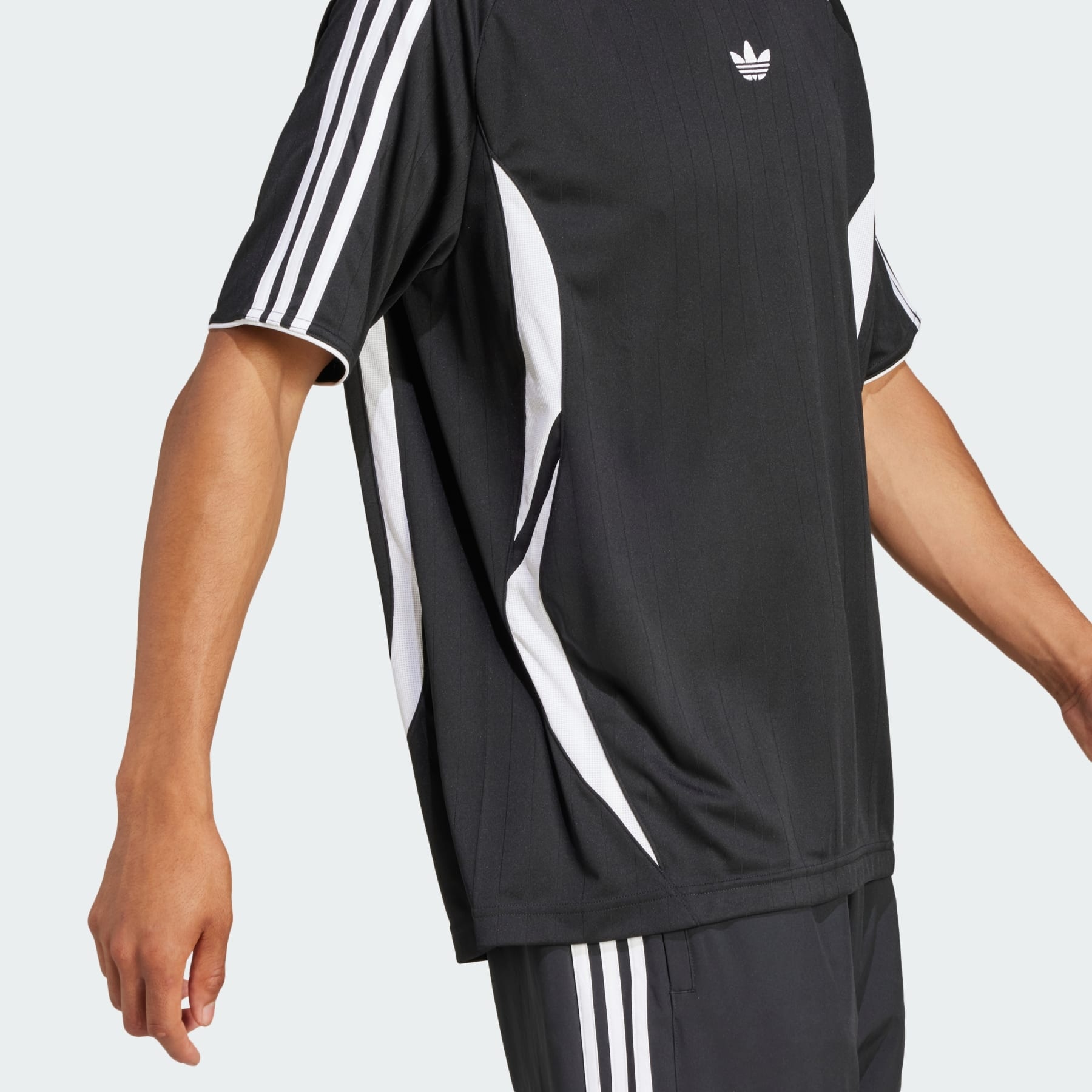adidas Adicolor Teamgeist Tee | REVERSIBLE