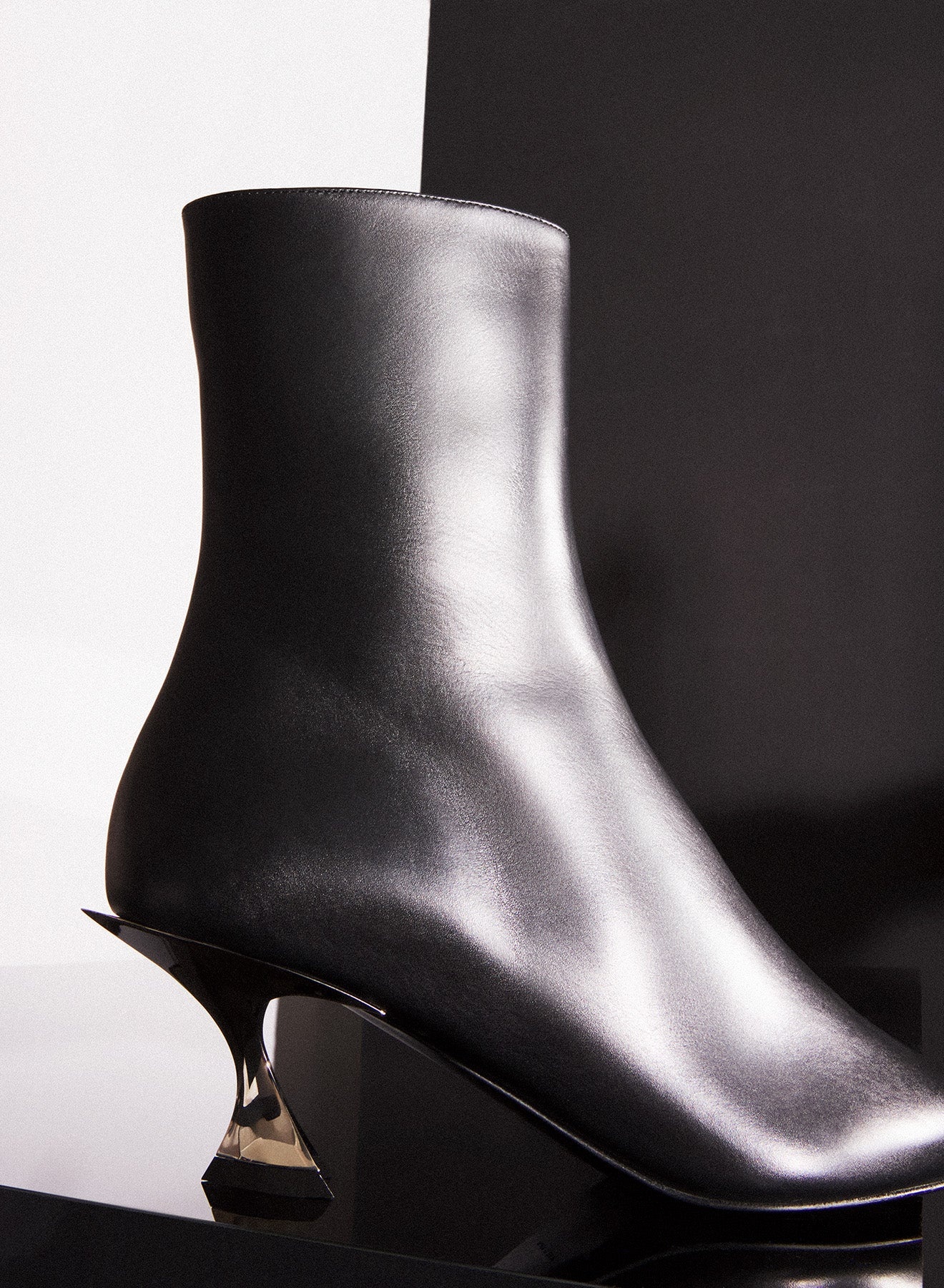 Black leather Fang 55 ankle boots - 4