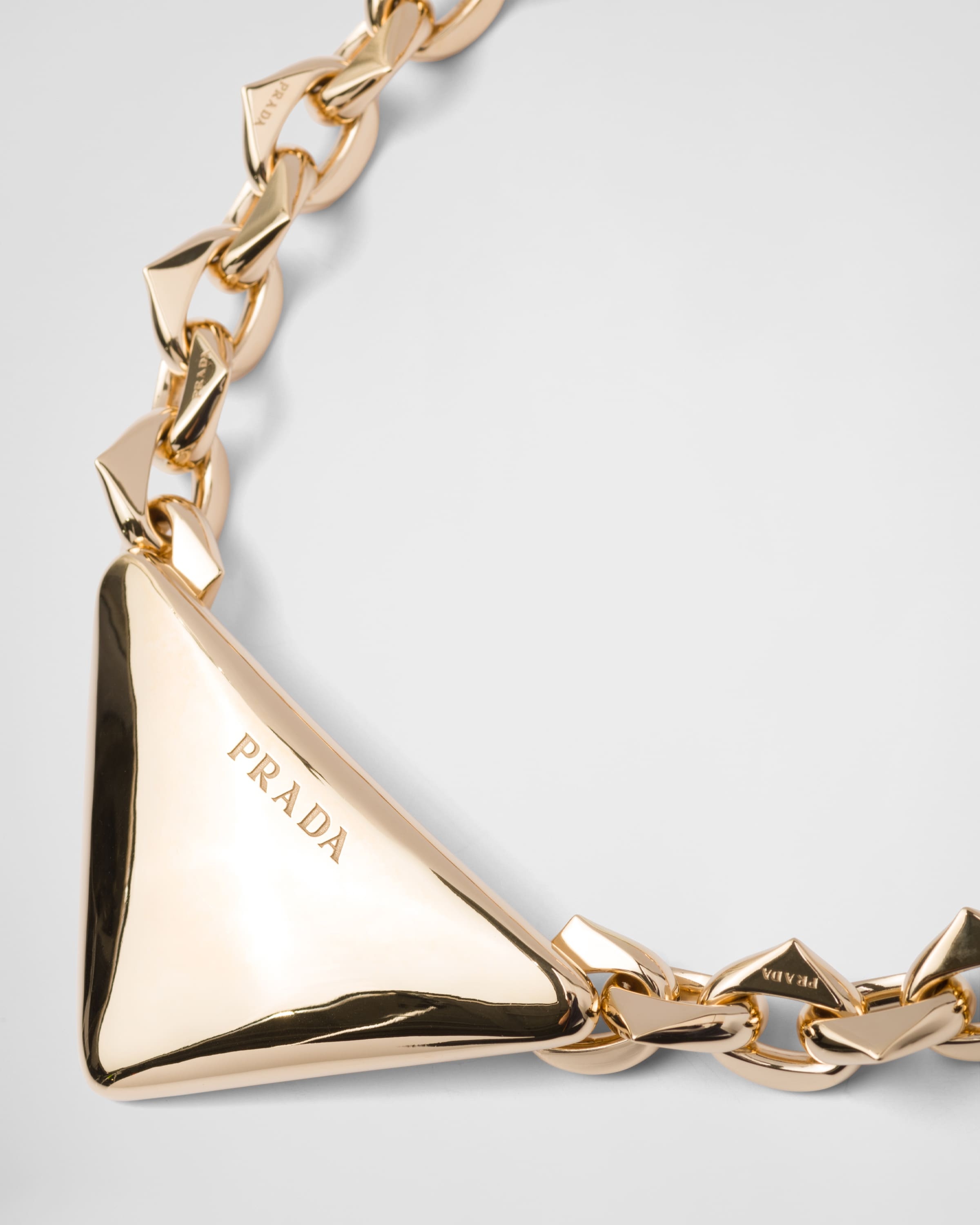 Eternal Gold large pendant necklace in yellow gold - 2