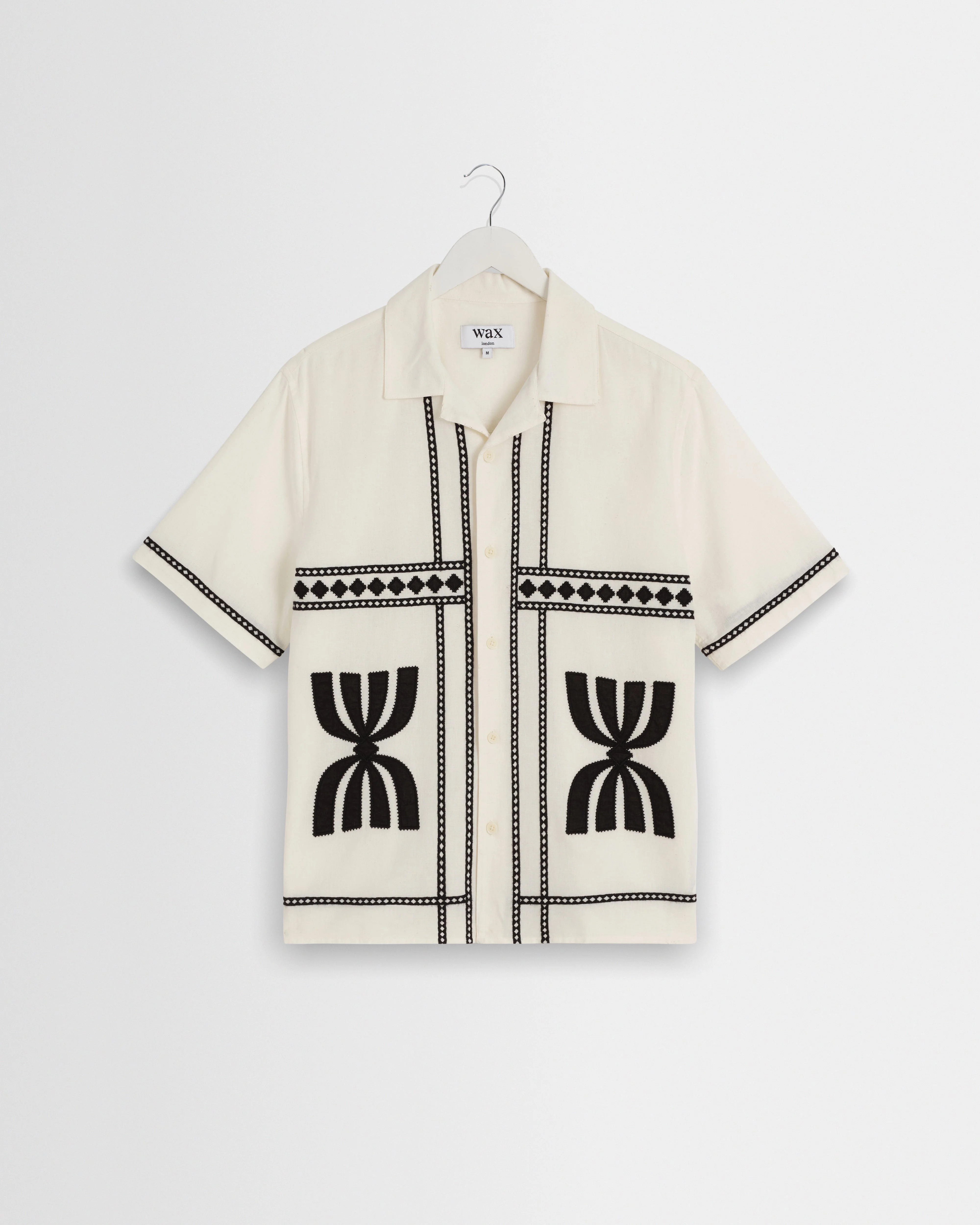 Didcot - Ecru And Black Border Applique Short-Sleeve Shirt - 1