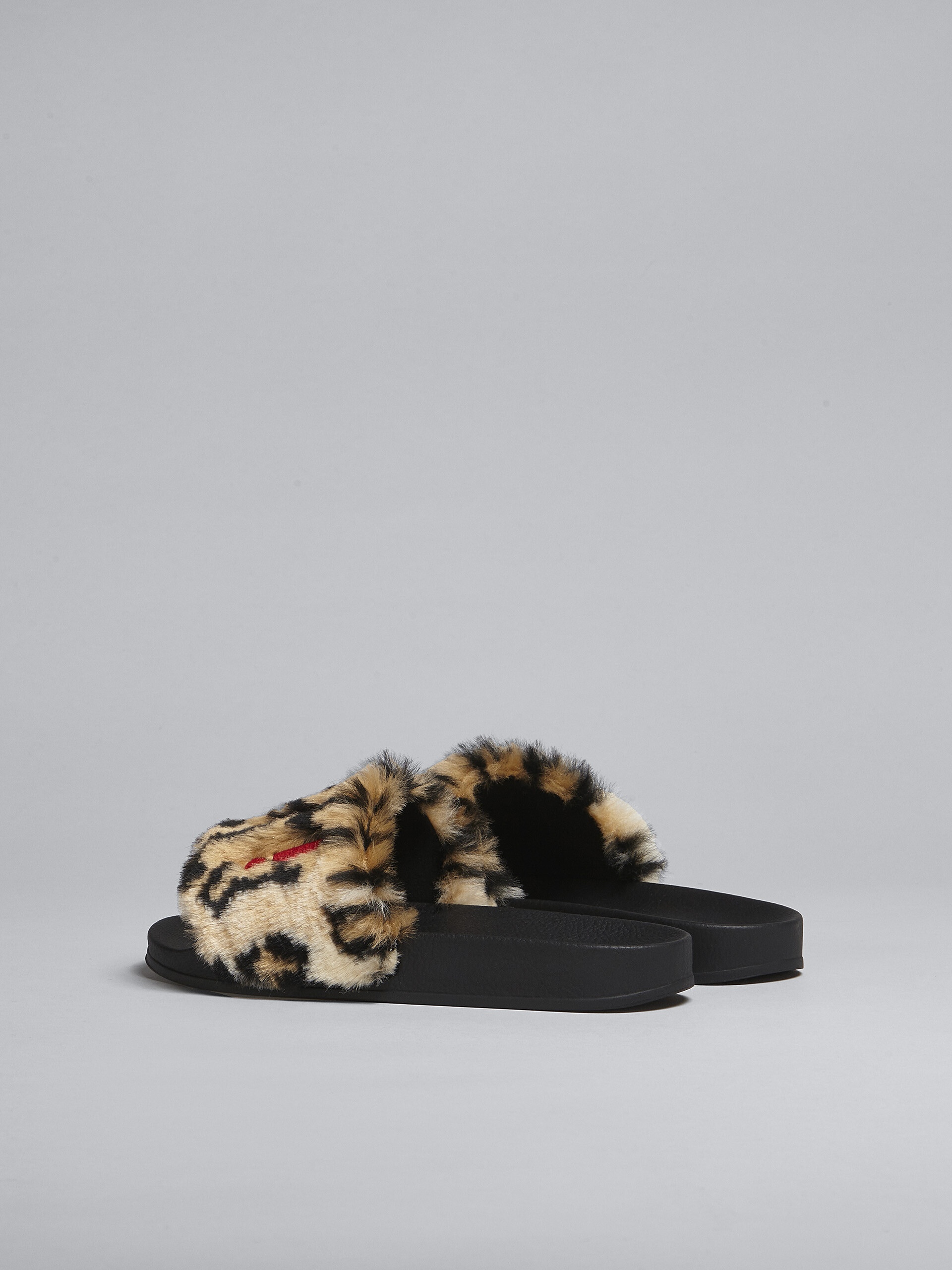 LEOPARD PRINT FAUX FUR SLIDE - 3