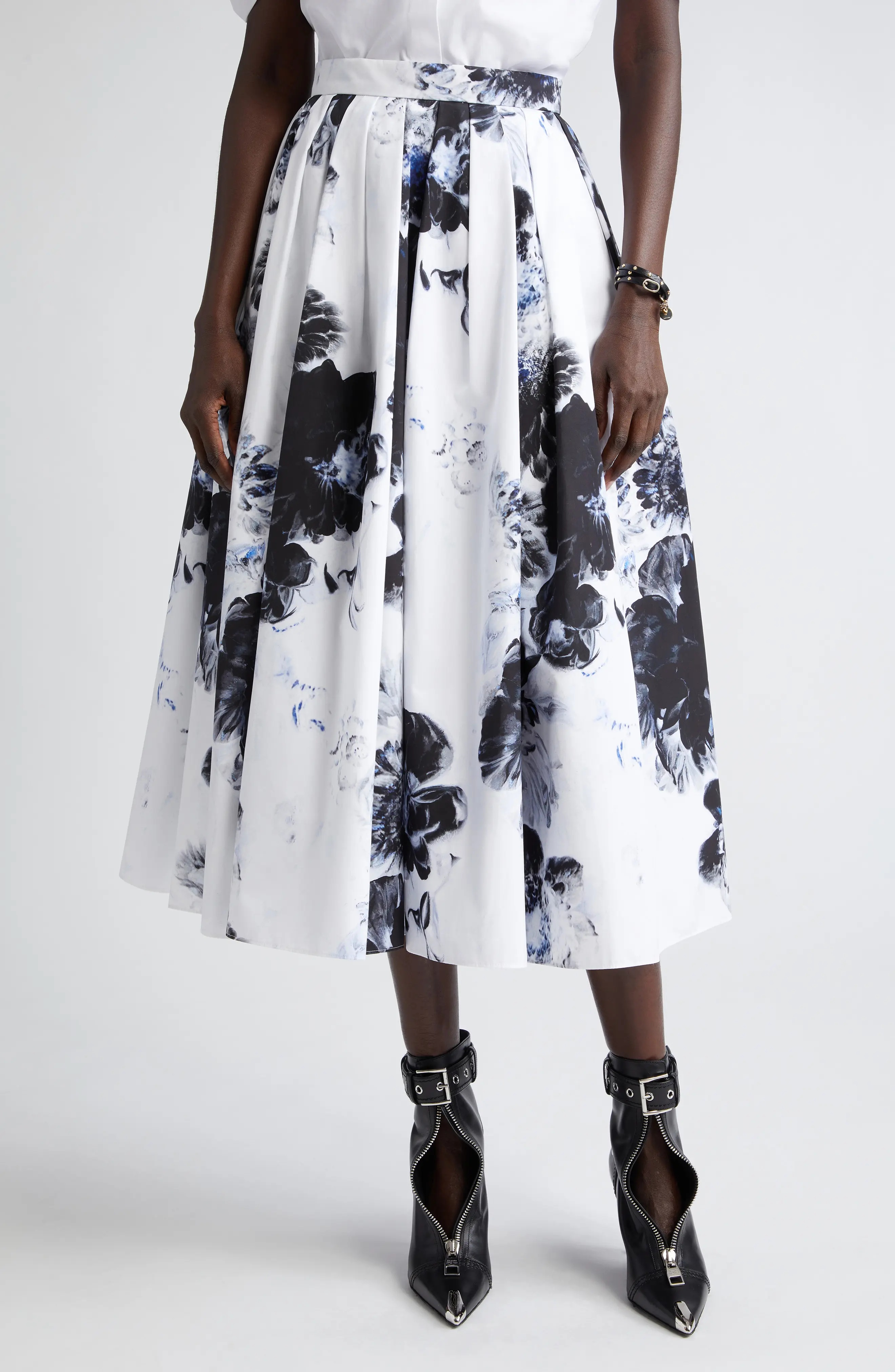 Pleated Chiaroscuro Floral Midi Skirt - 1