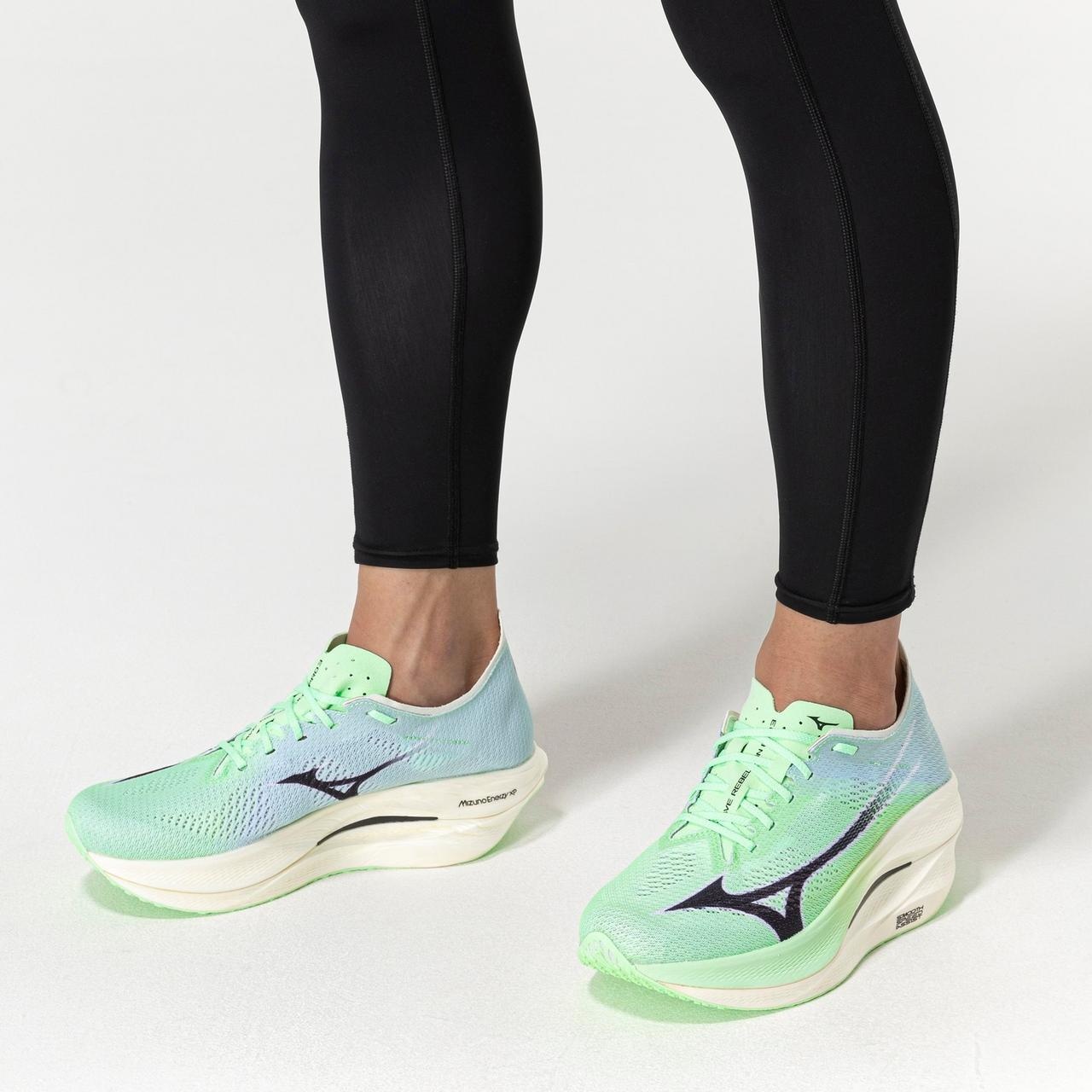 Unisex Wave Rebellion Pro 3 Running Shoe - 9