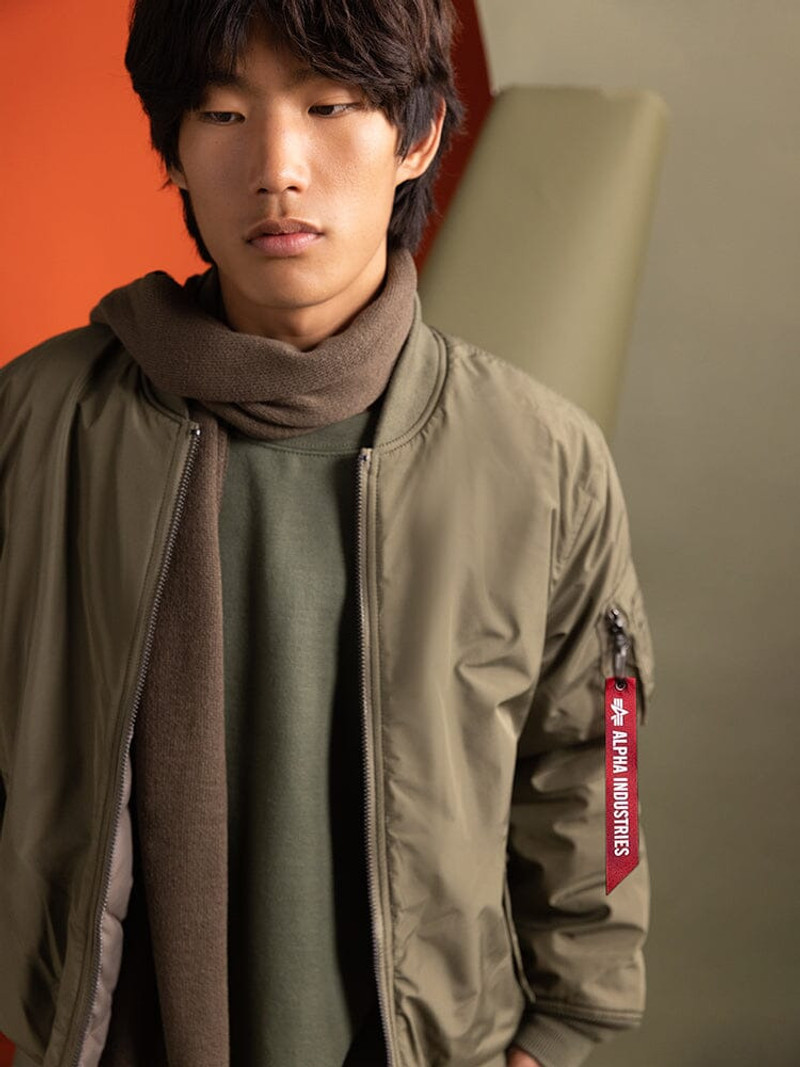 ALPHA INDUSTRIES REVERSIBLE ONION QUILTED MA-1 BOMBER JACKET outlook