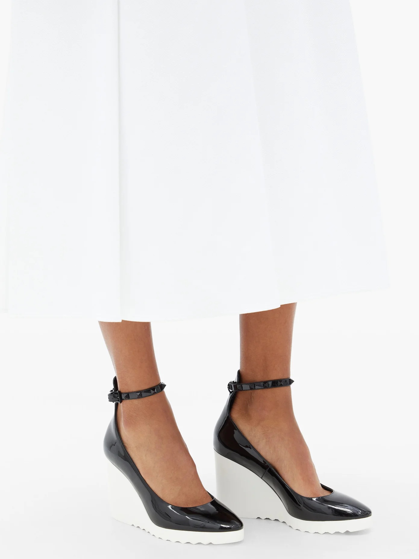 White Wave wedge-heel patent-leather pumps - 3