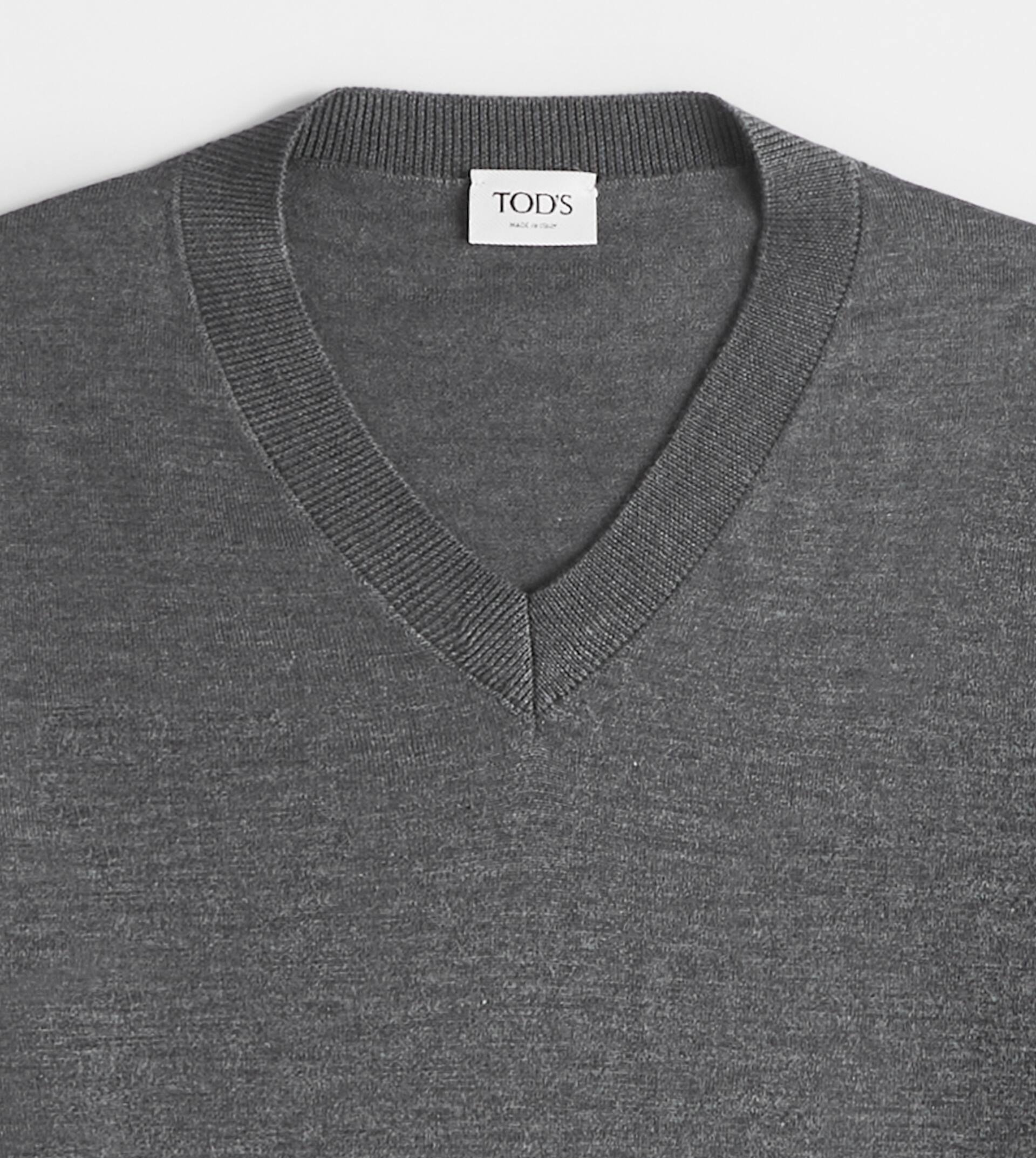 V-NECK SILK BLEND PULLOVER - GREY - 6