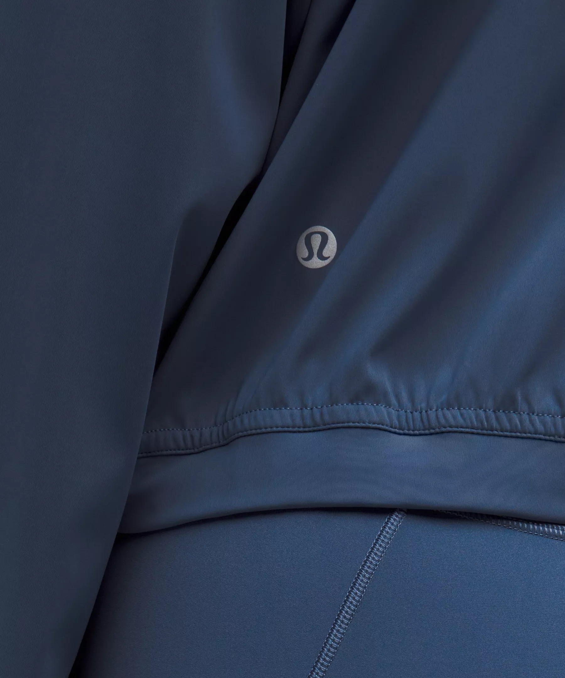 Sleek Full-Zip Running Jacket - 6
