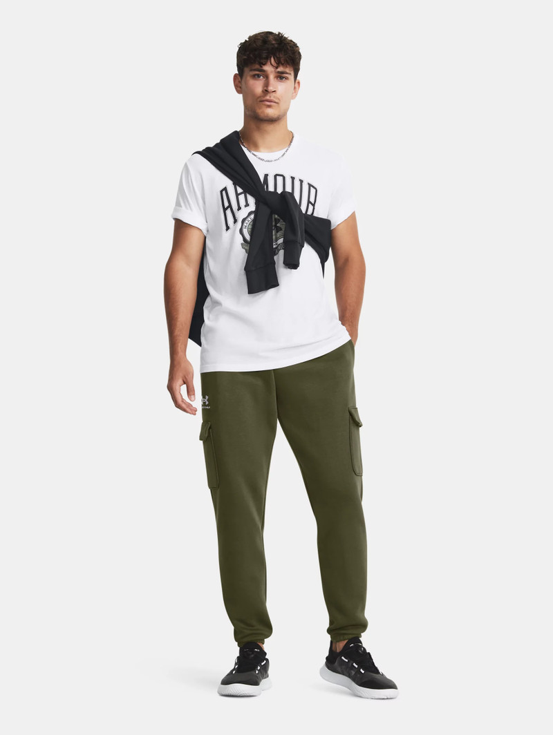 Men's UA Icon Fleece Cargo Pants 5