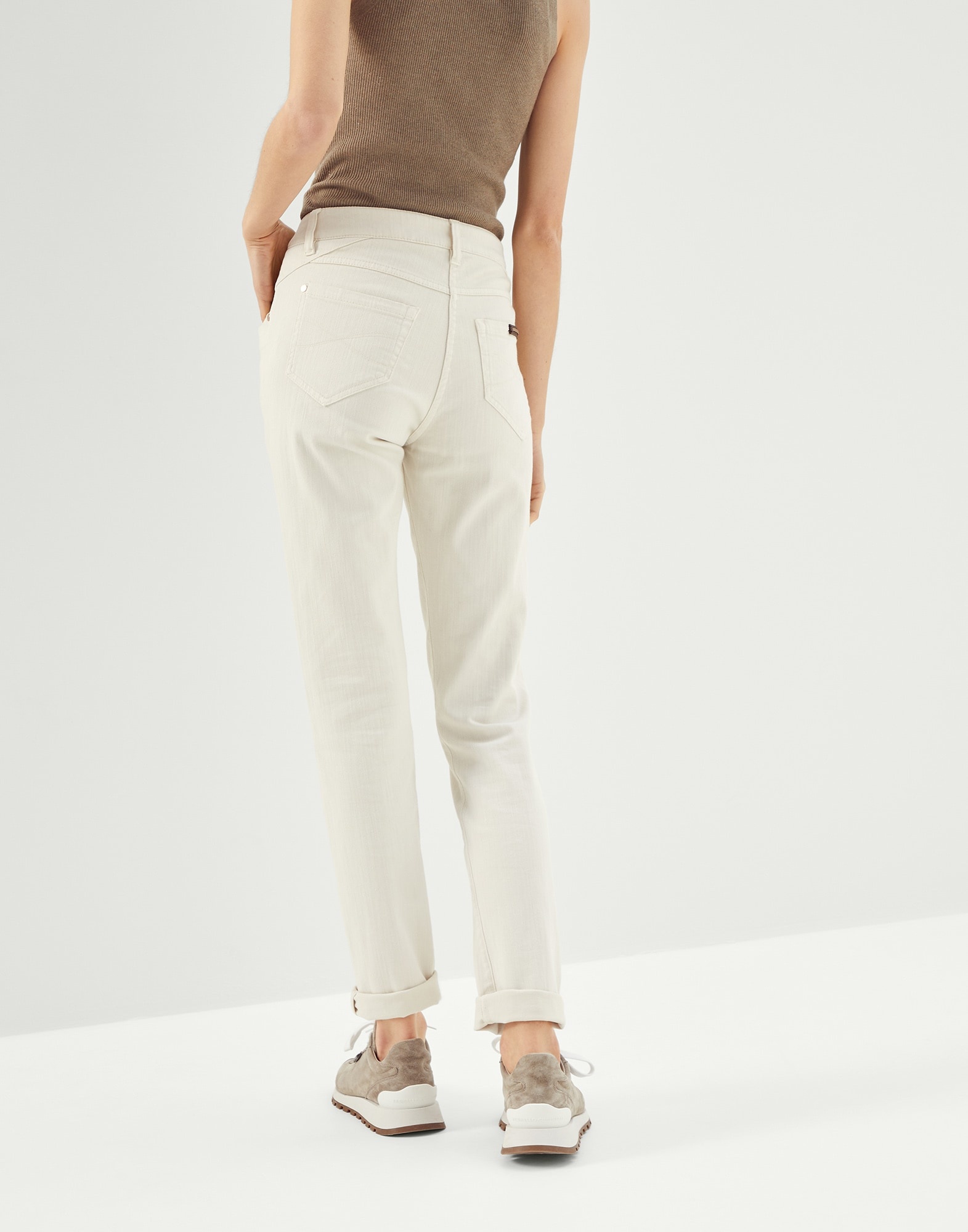 Stretch dyed denim five-pocket trousers with shiny leather tab - 2