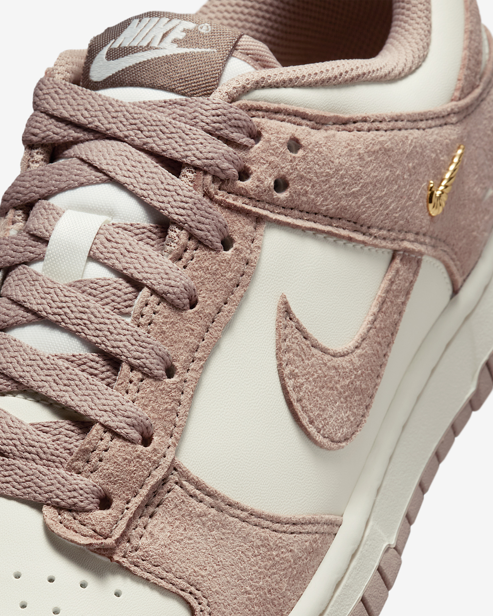 Nike Dunk Low Women's Shoes - 7