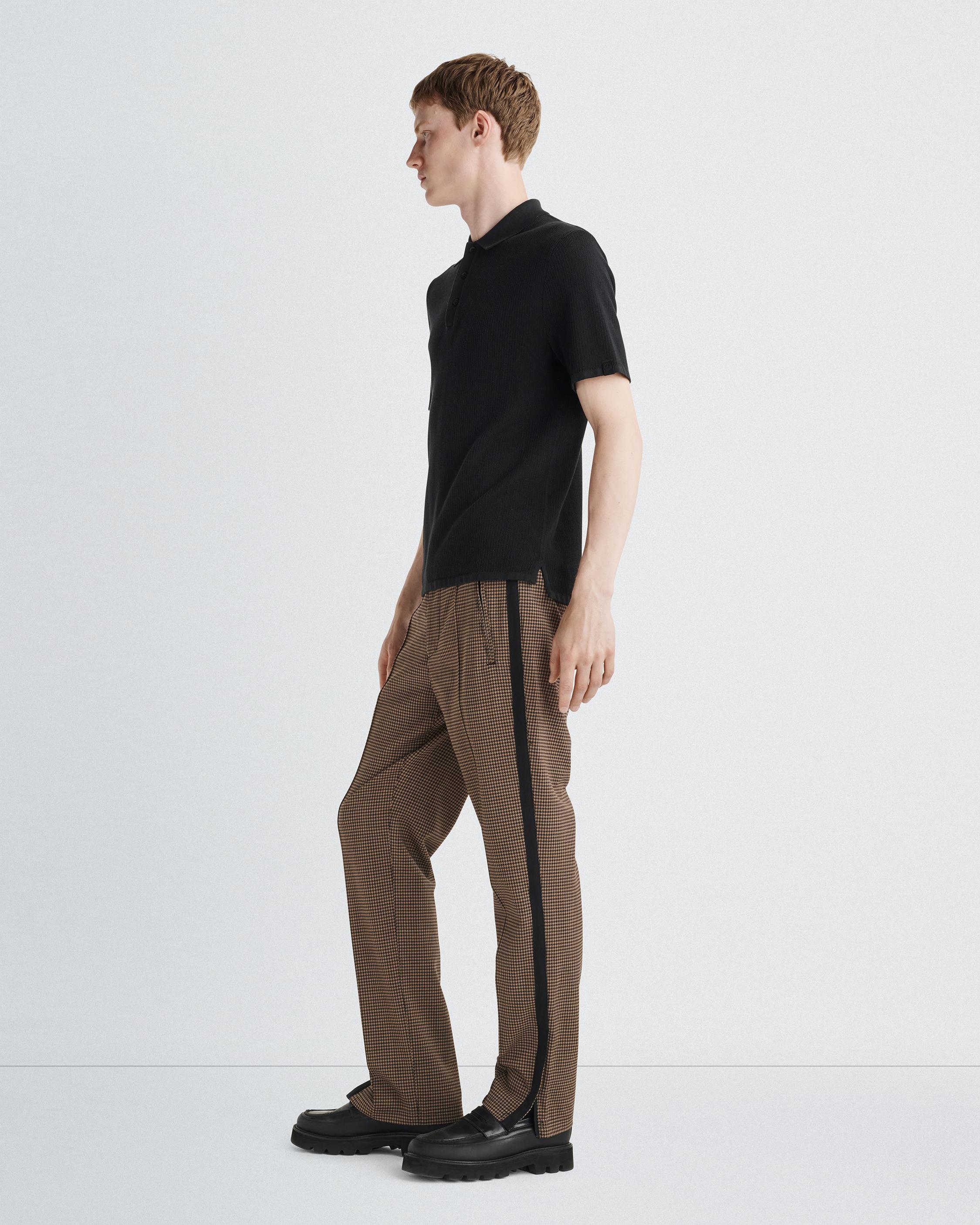 Zander Houndstooth Track Pant
Slim Fit - 4