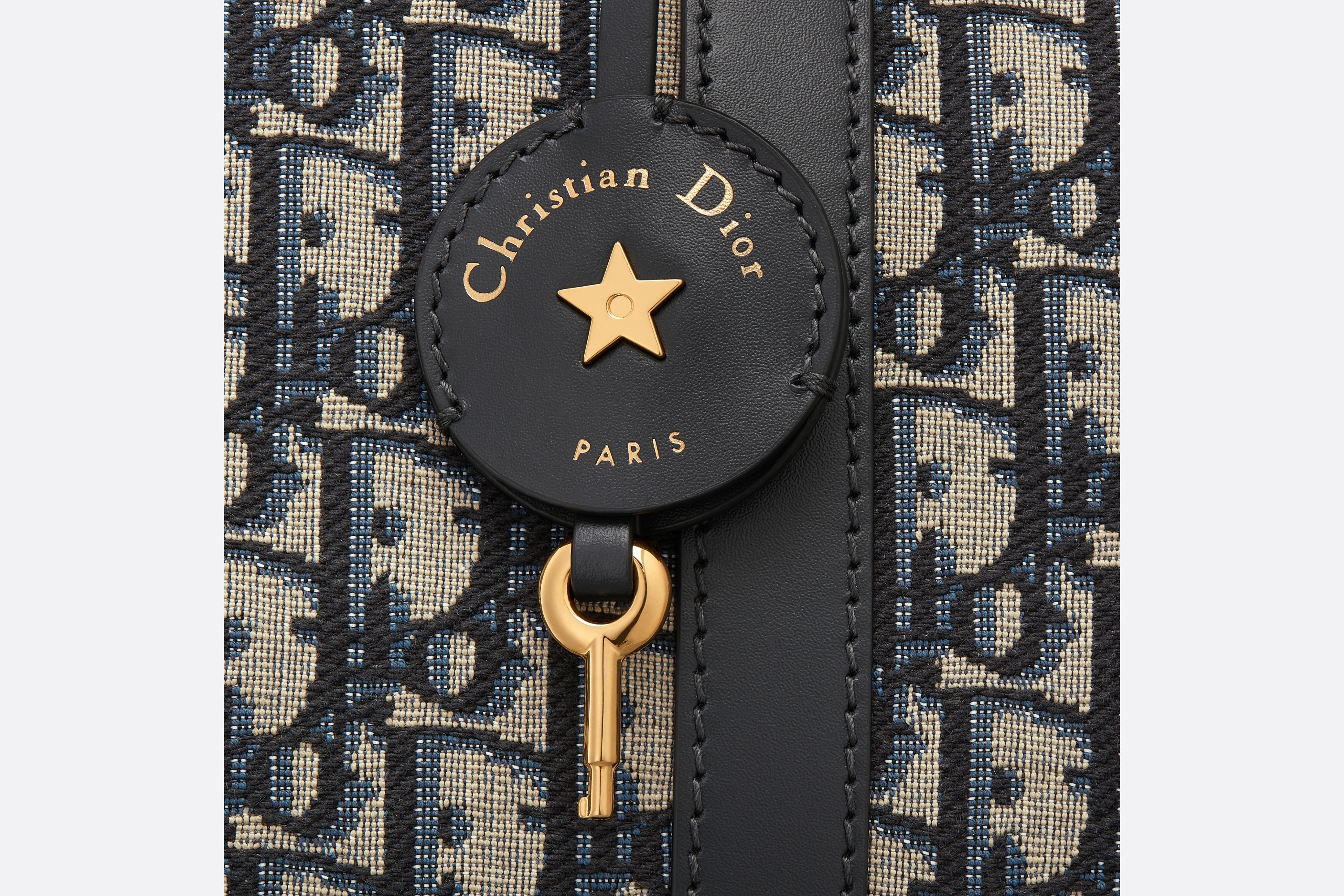 Dior Dior Groove 25 Bag | REVERSIBLE