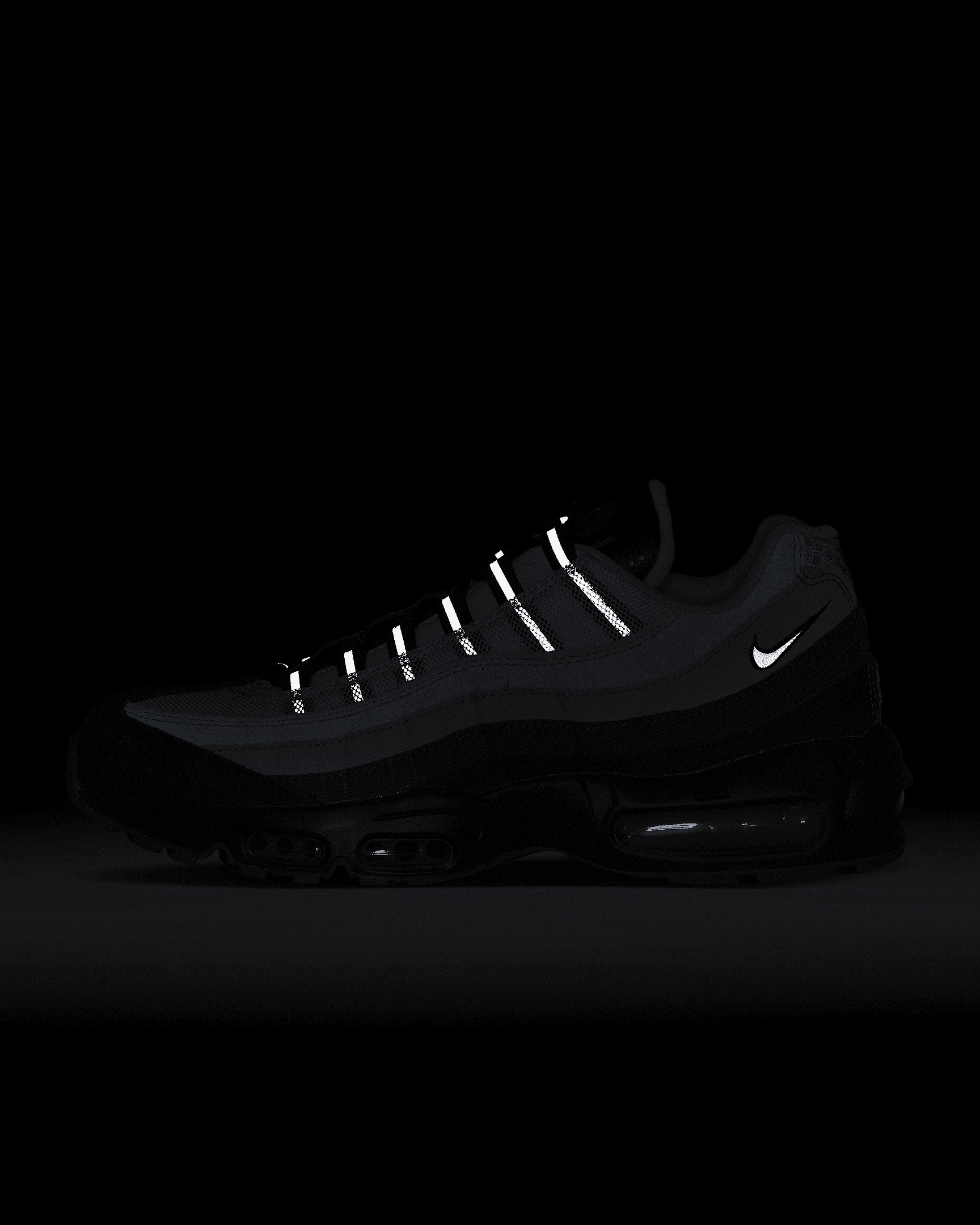 Nike Men's Air Max 95 Premium Shoes - 11