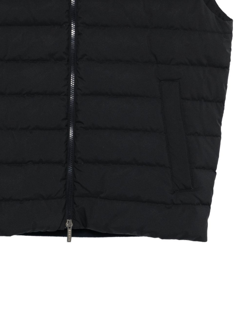 hooded zip gilet 3