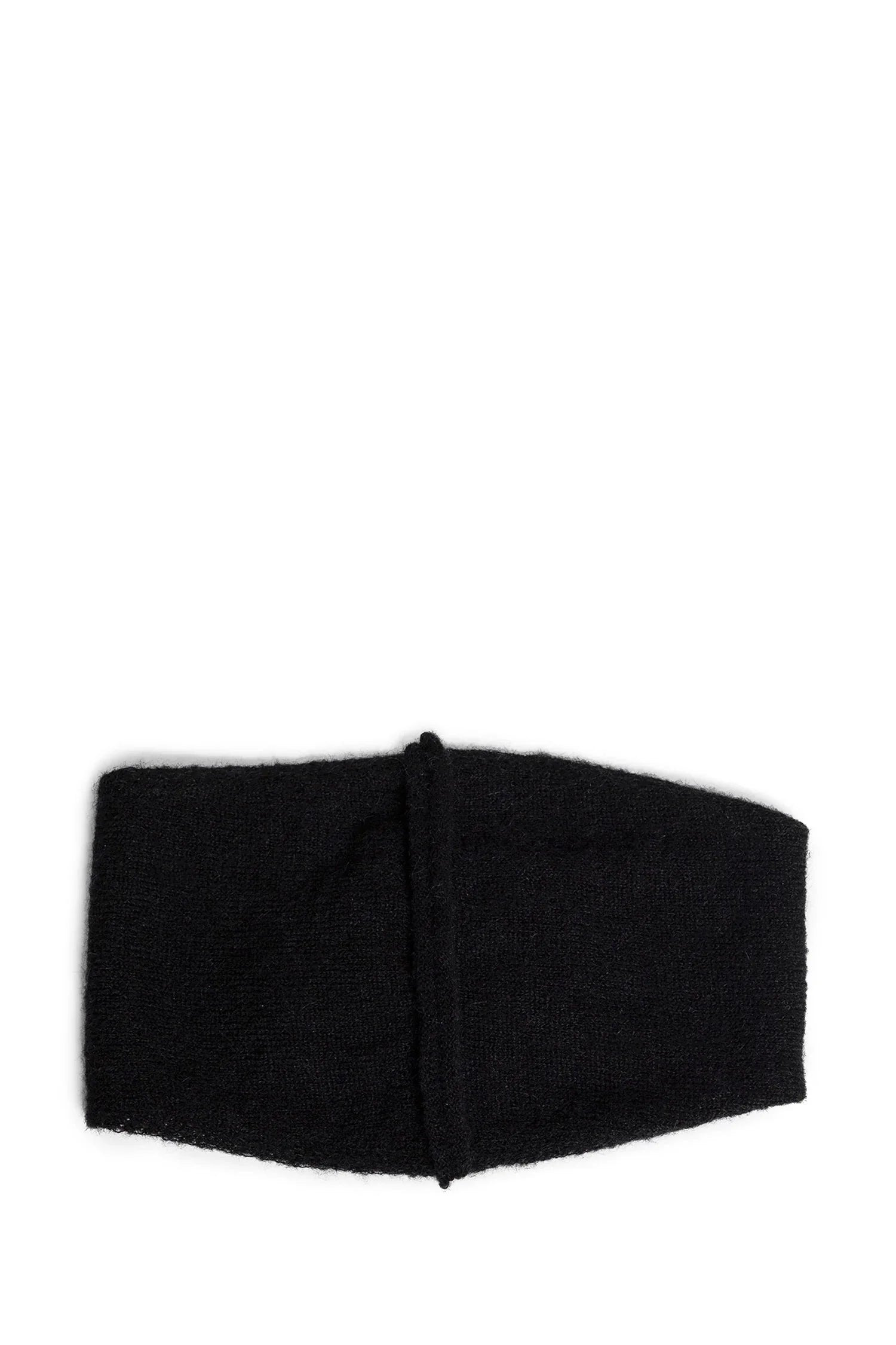 Fuzzy-Alpaca-Miniature-Scarf - 2