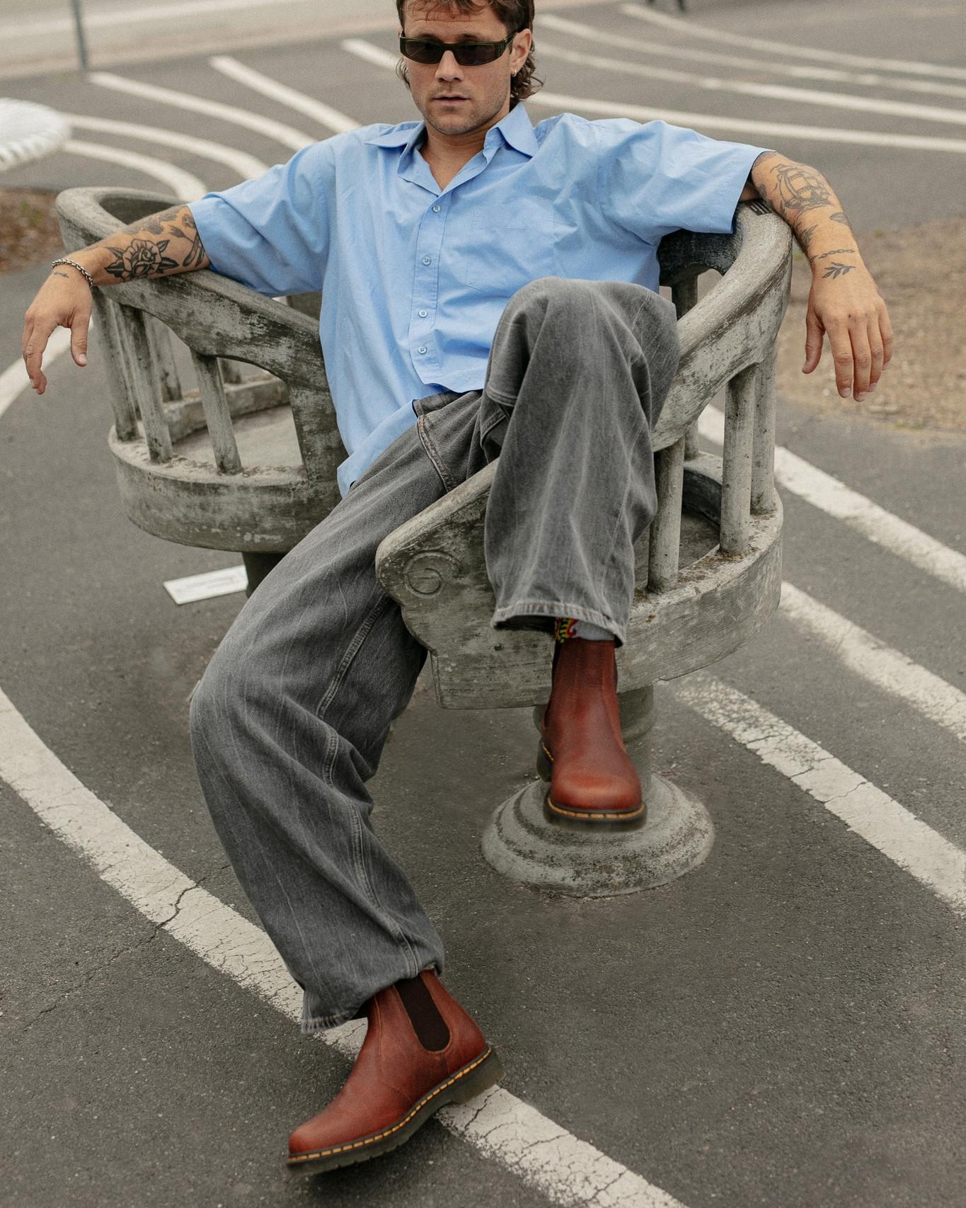 2976 Ambassador Leather Chelsea Boots - 4