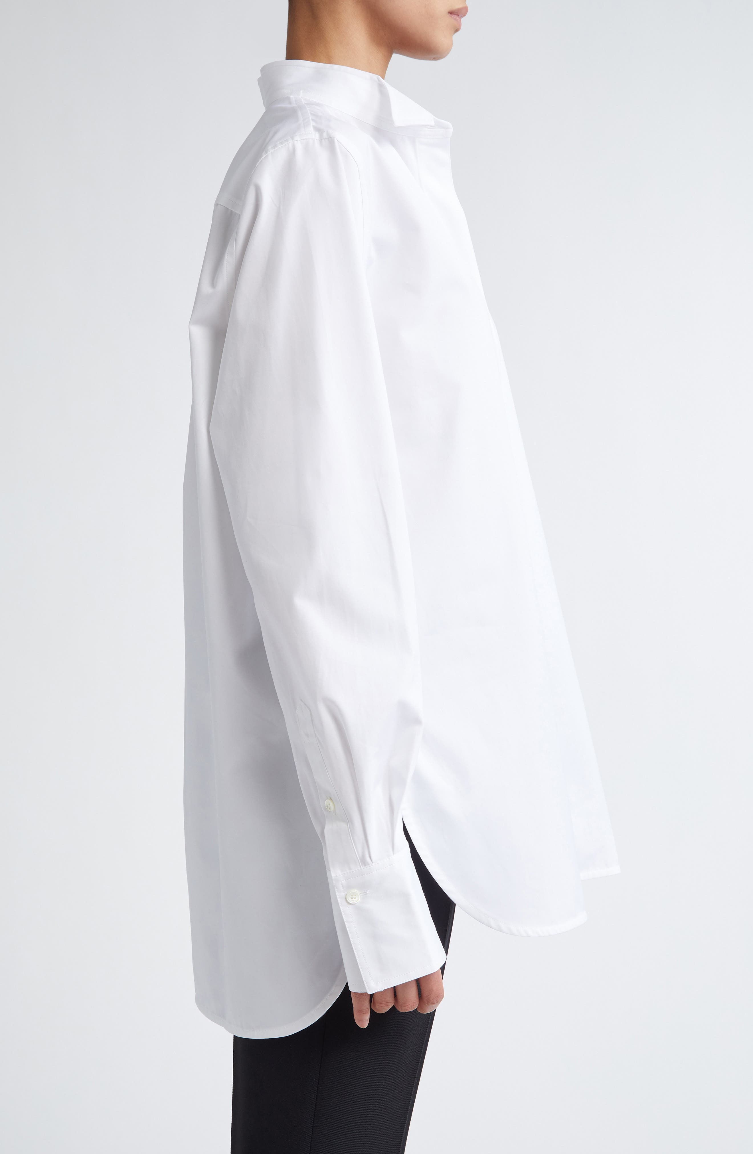 TOTEME Wingtip Collar Organic Cotton Poplin Button-Up Shirt in White at Nordstrom - 4