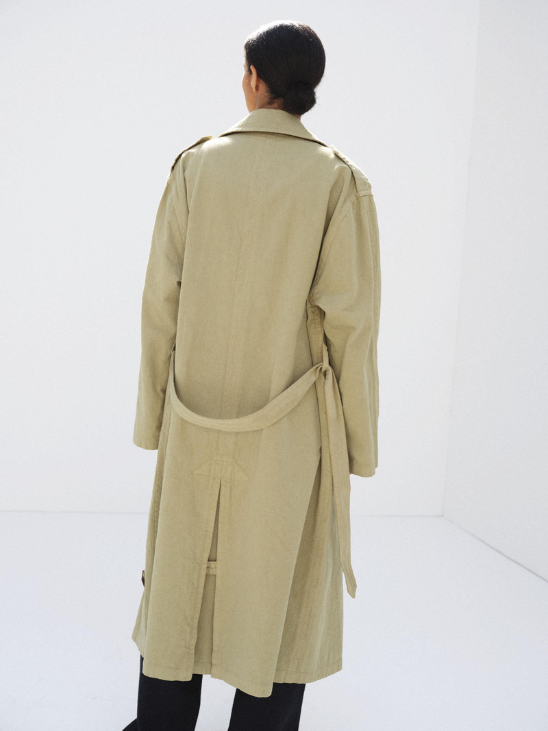 GARMENT-DYED TEXTURED CHINO COAT 5