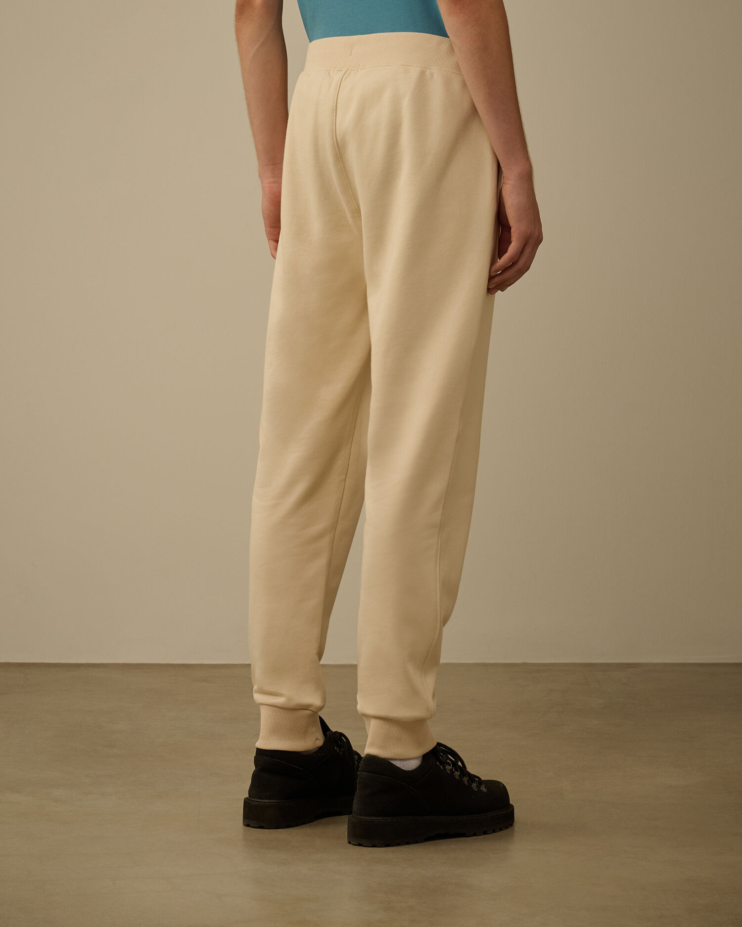 Diagonal Raised Fleece Lens Sweatpants - 4