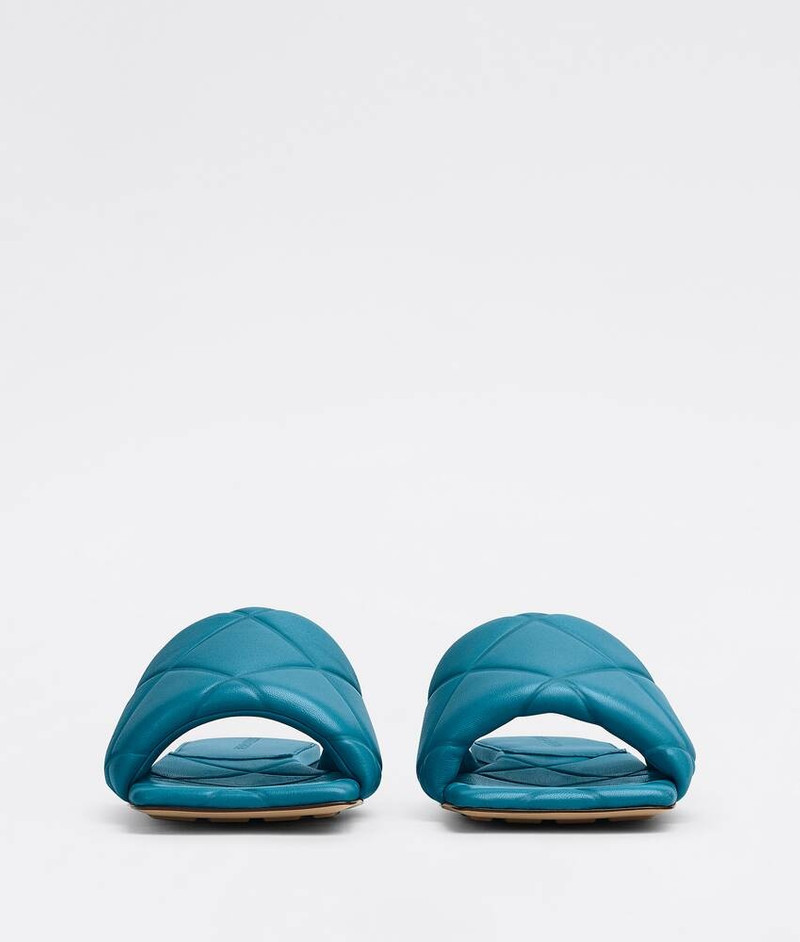 Bottega Veneta rubber lido outlook