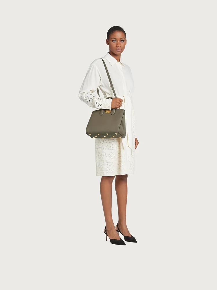 FERRAGAMO STUDIO BOX BAG (M) - 3