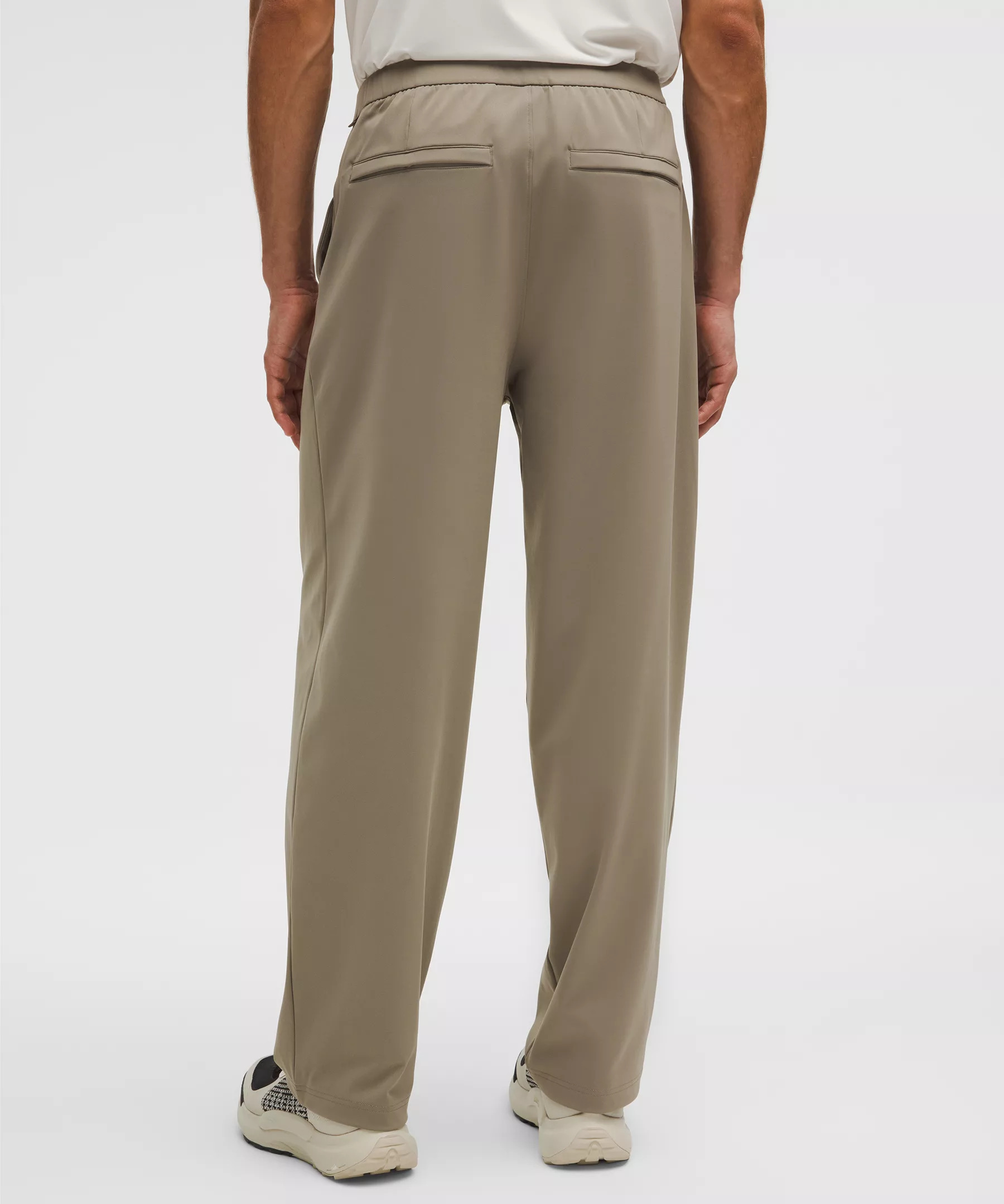 Men's Daydrift Relaxed-Fit Pleated Trouser *Regular - 3