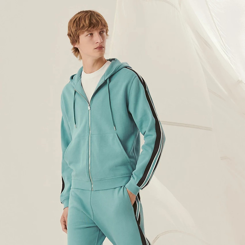 "Run H" zipped hooded sweater 1