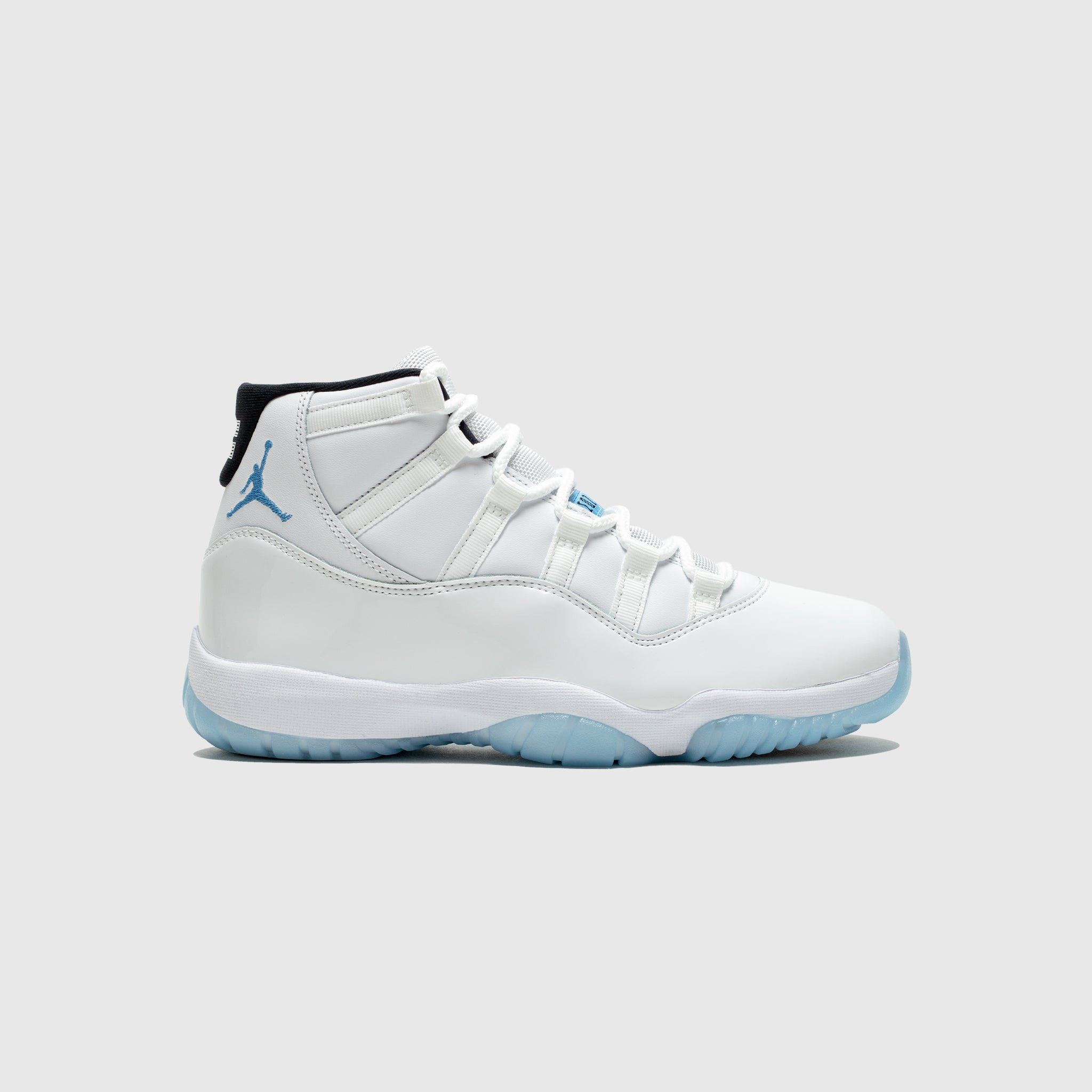 AIR JORDAN 11 RETRO "LEGEND BLUE" - 1