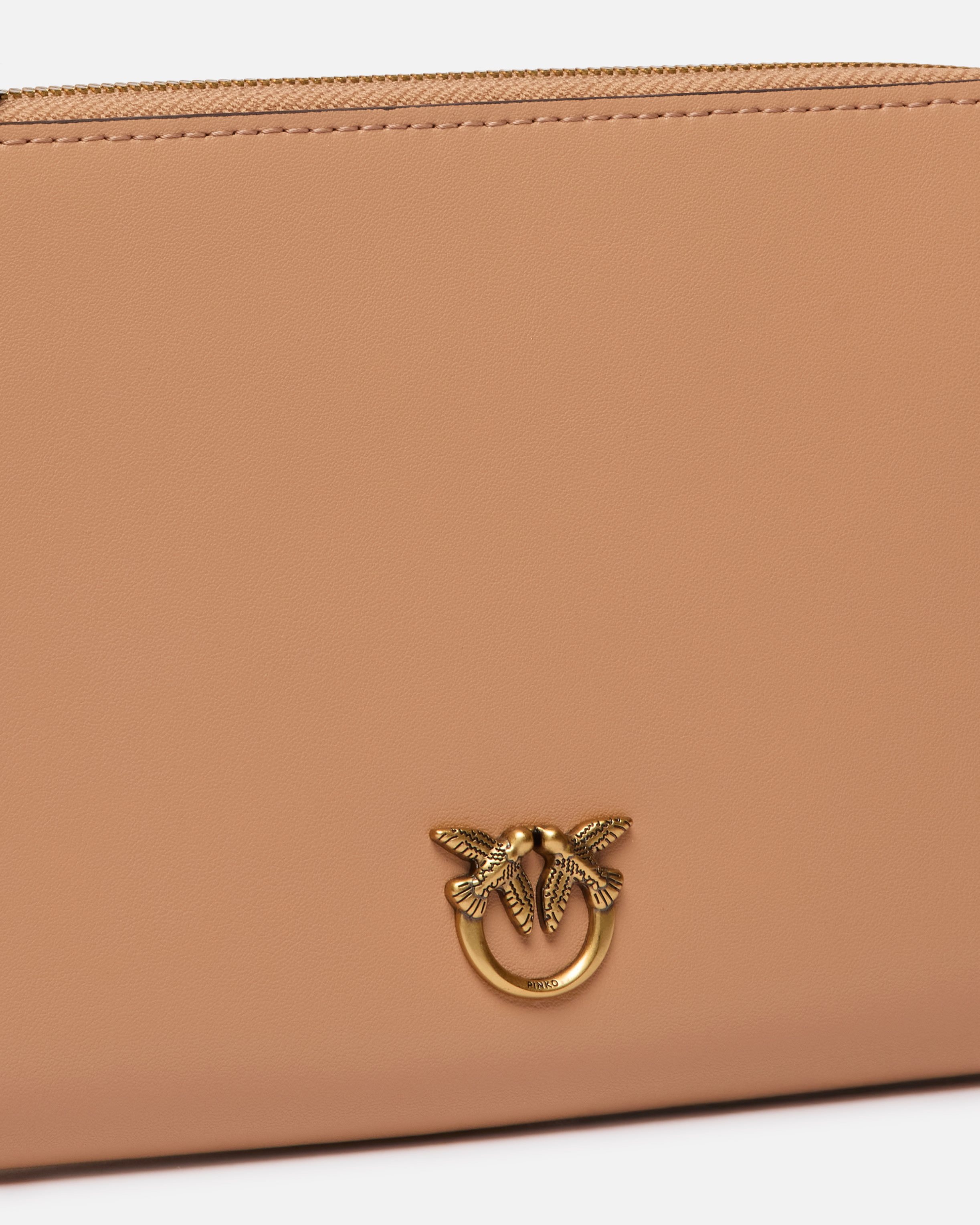 HORIZONTAL FLAT BAG IN LEATHER - 3