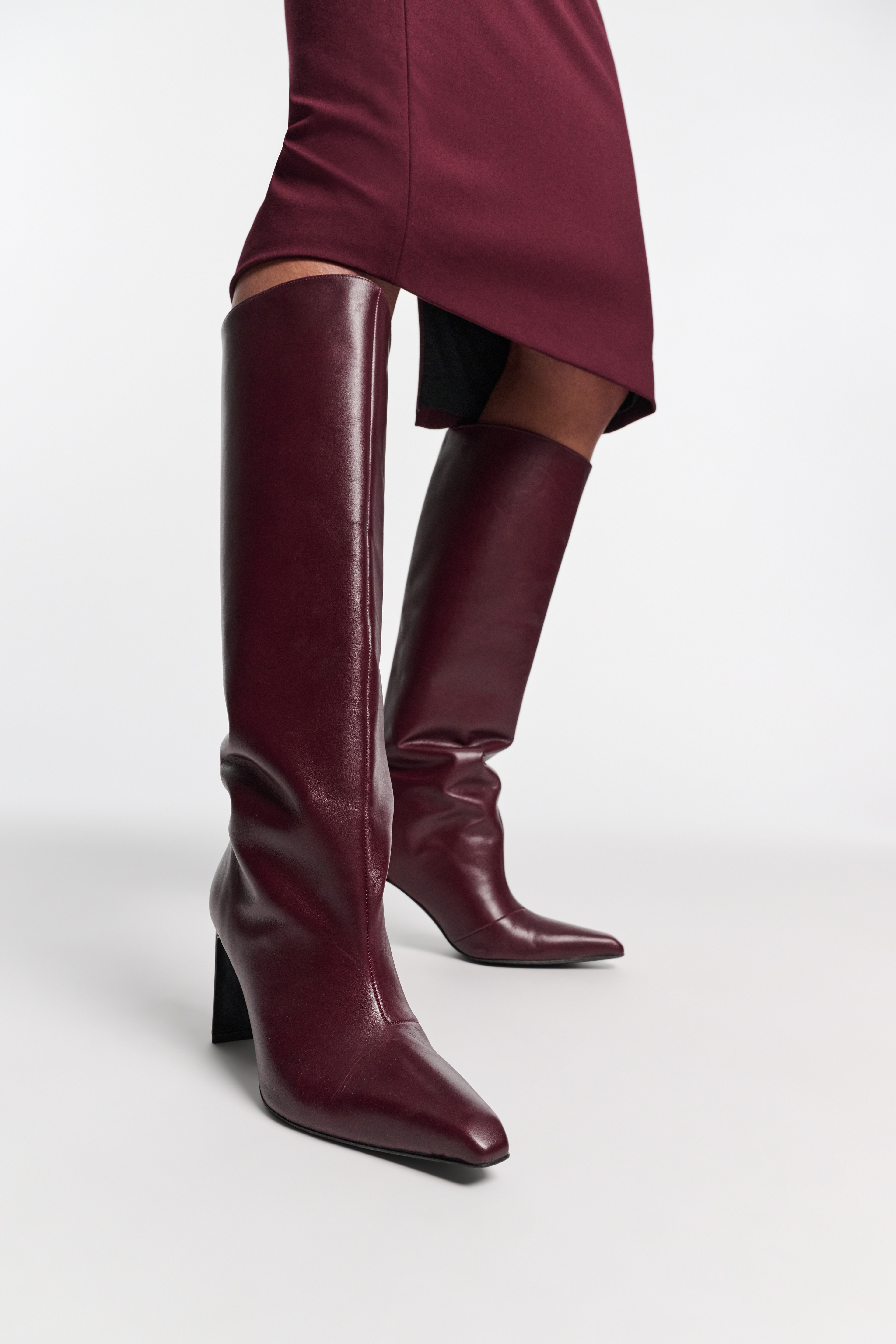 CHIC SOPHISTICATION- Wide tall boot - 5