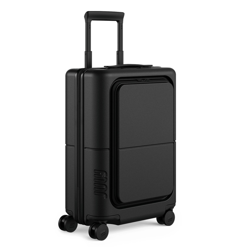 Carry On Pro 4