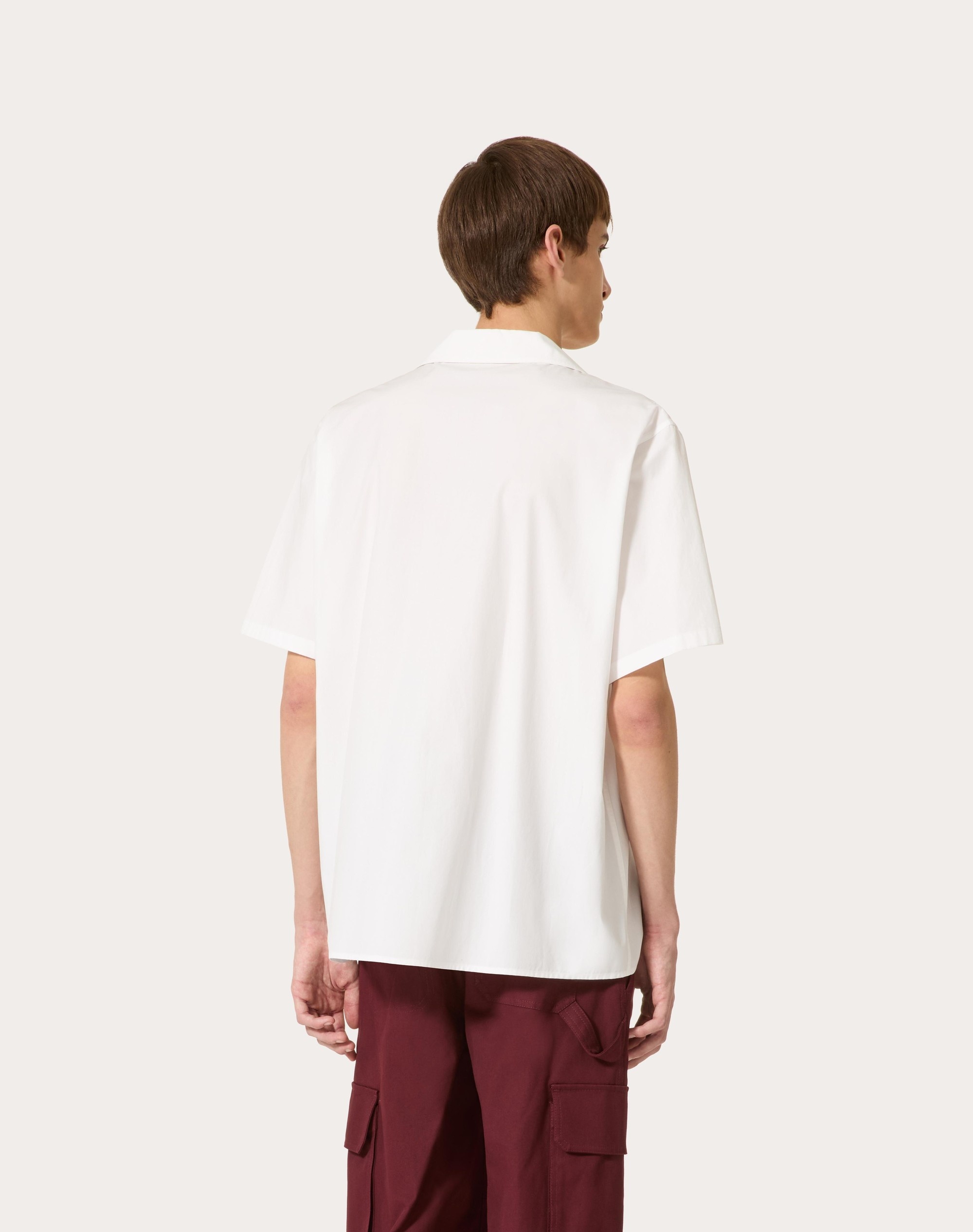 COTTON BOWLING SHIRT WITH INLAID V DETAIL - 4