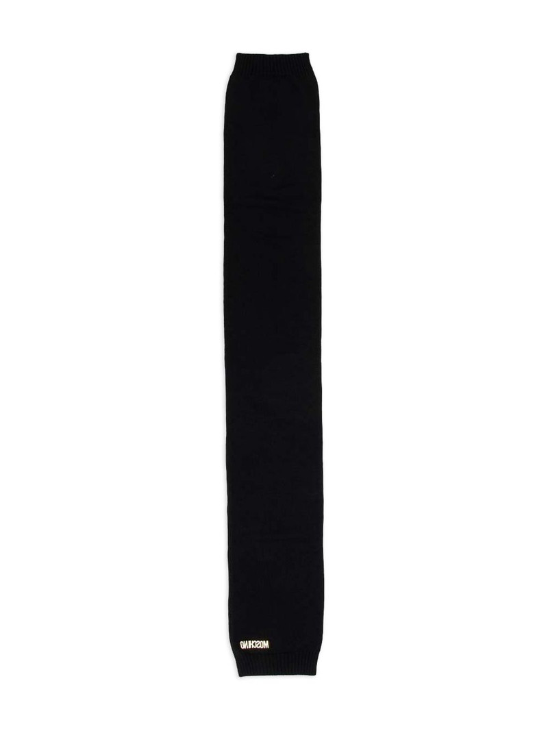 logo-detail scarf 1